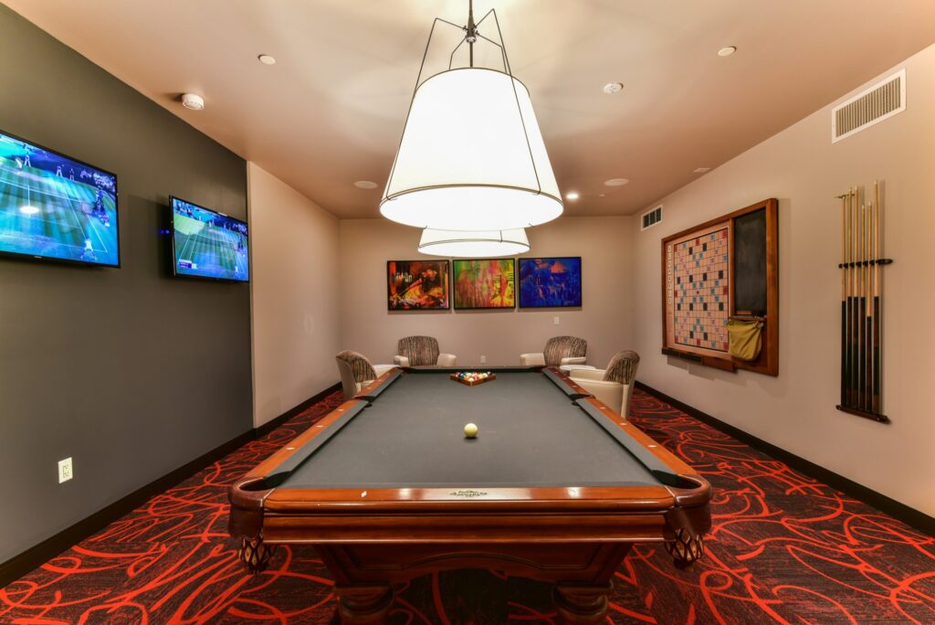 411 D St, South Boston