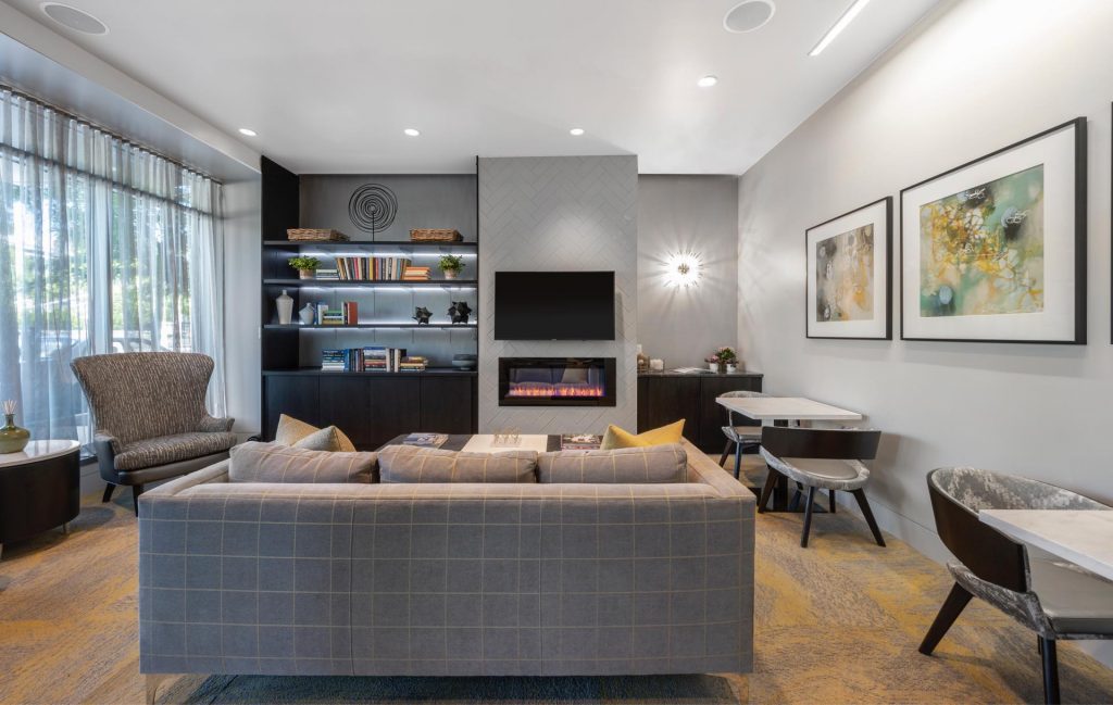 411 D St, South Boston