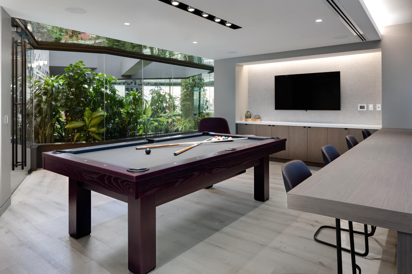 770 Beacon St, Fenway