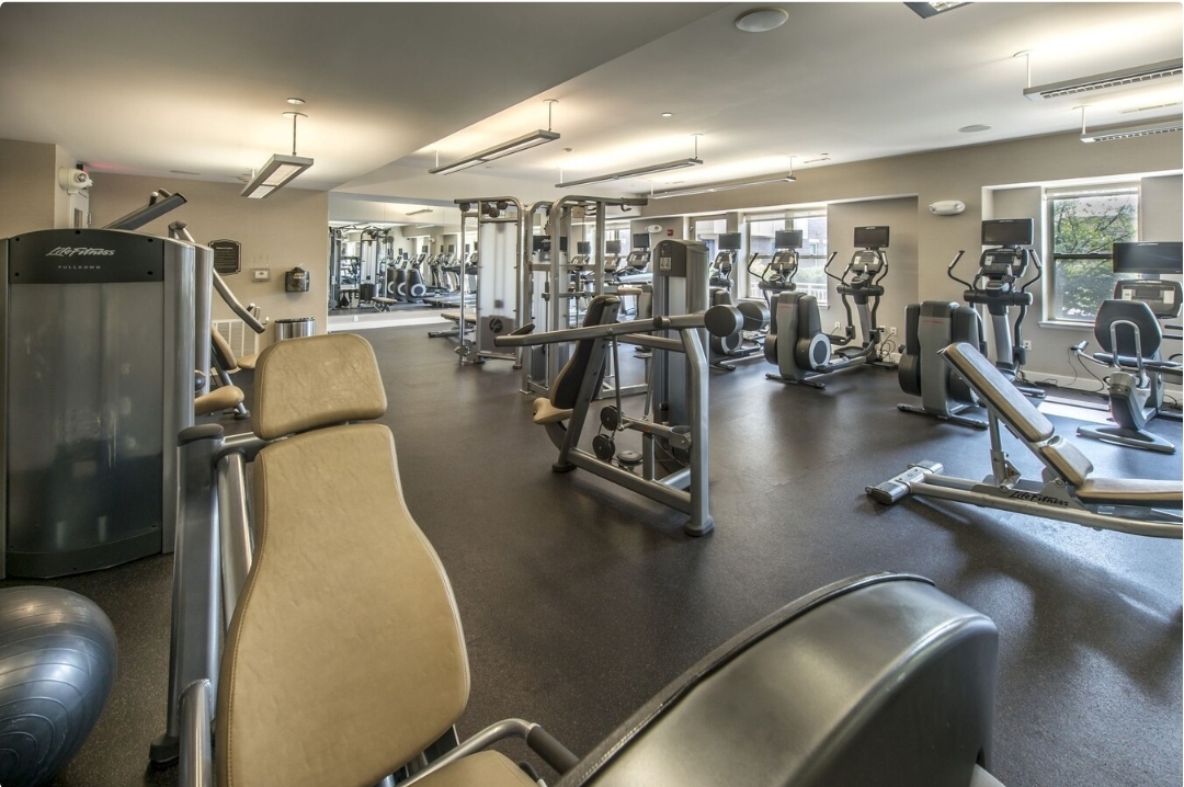 10 Overlook Ridge Dr, Malden