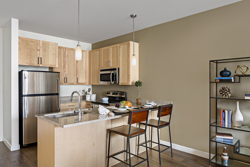 411 D St, South Boston