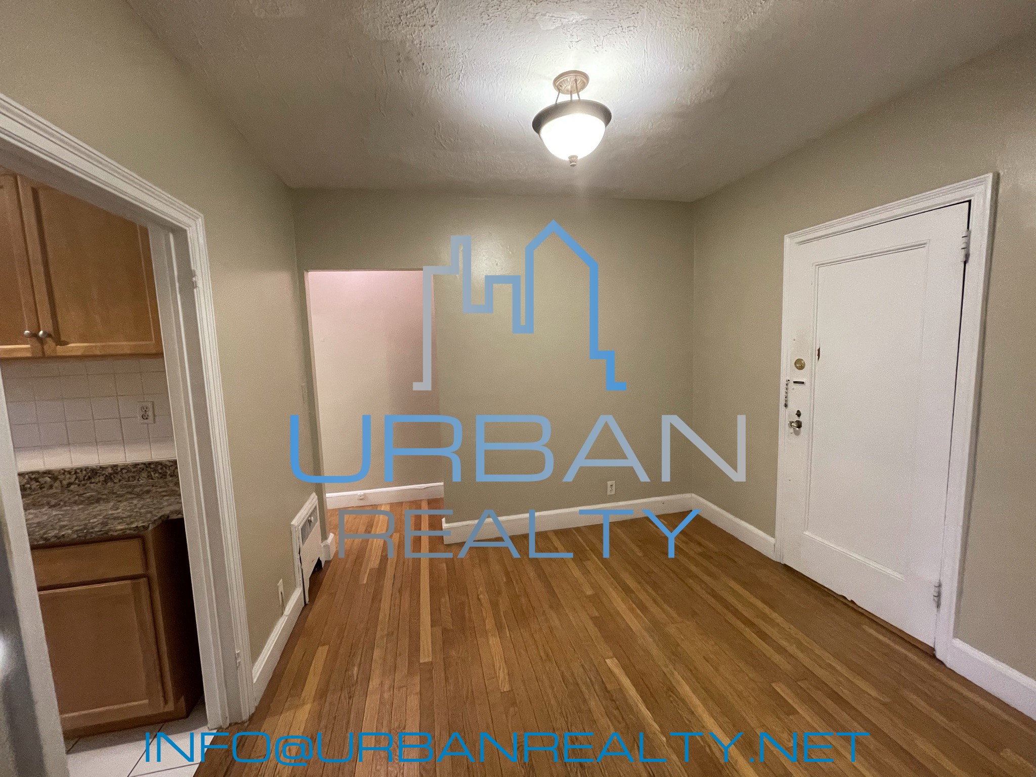 65 Strathmore Rd, Brighton