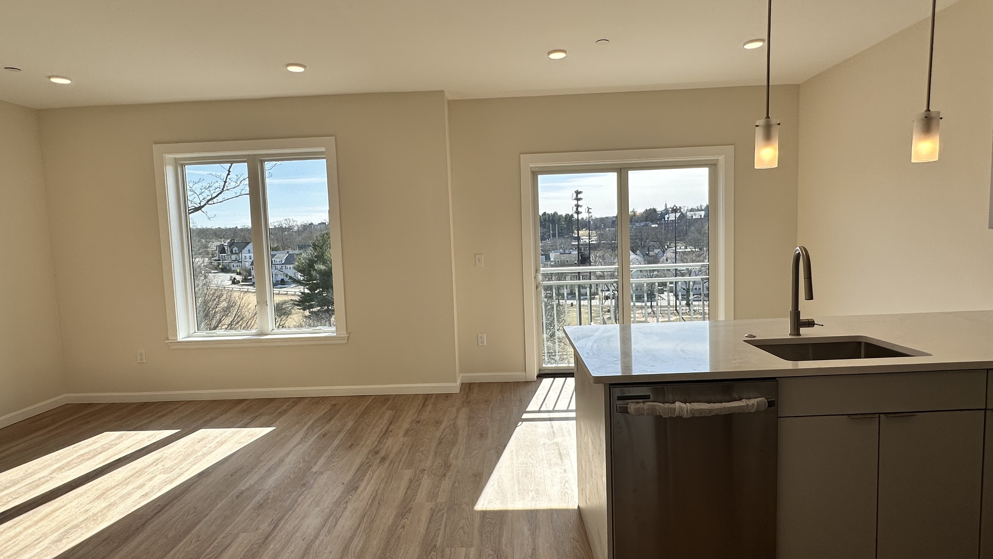 458 Washington St, Brighton