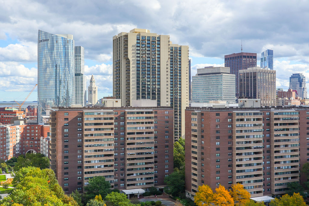 8 Whittier Pl, West End