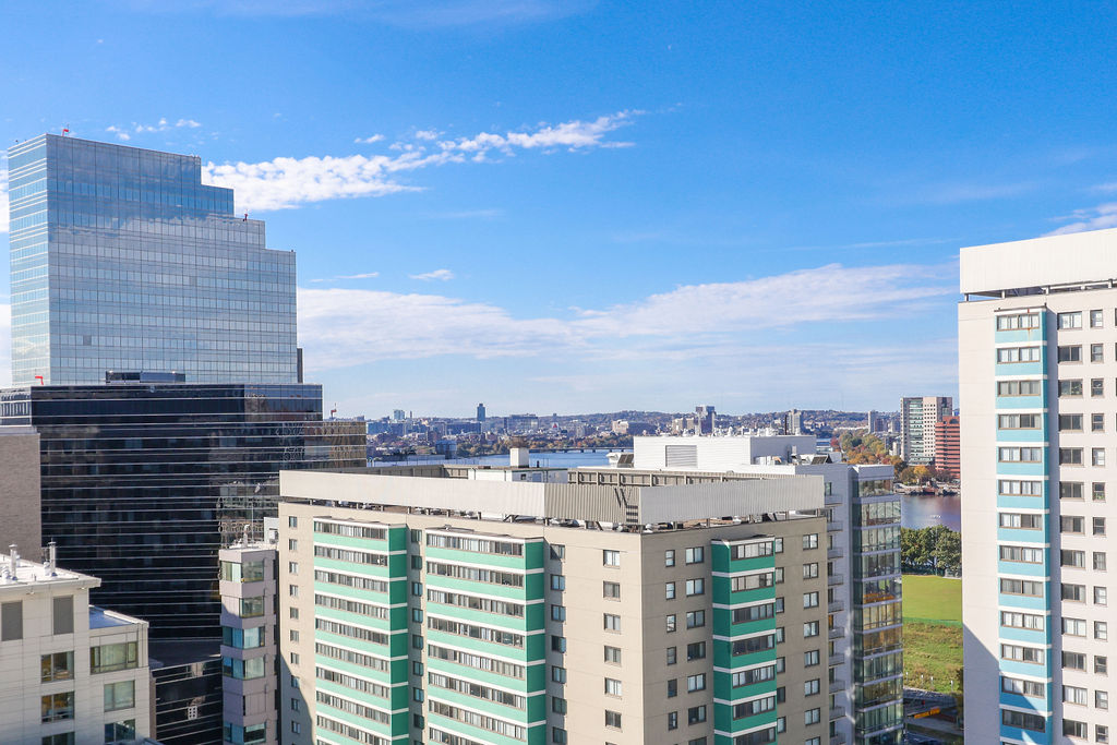 8 Whittier Pl, West End