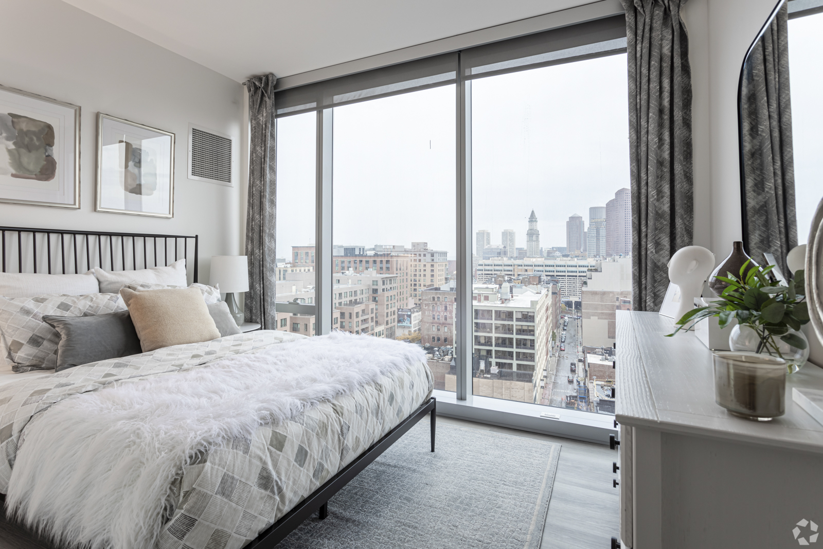 50 Causeway St, North End