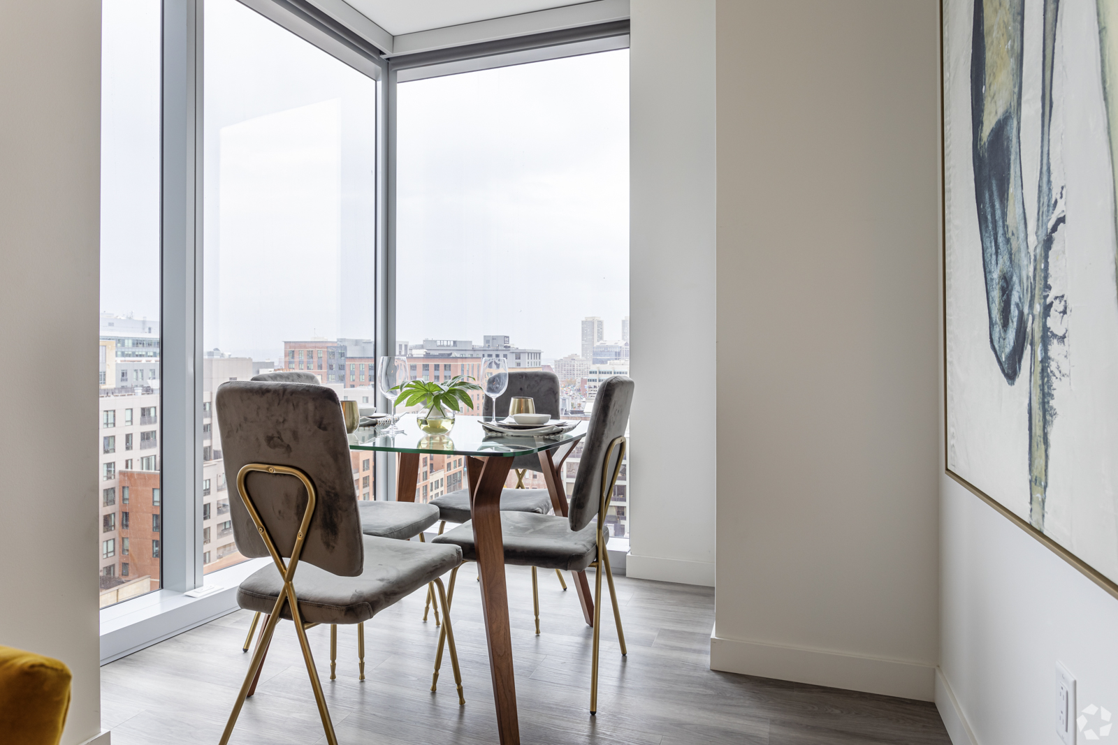 50 Causeway St, North End