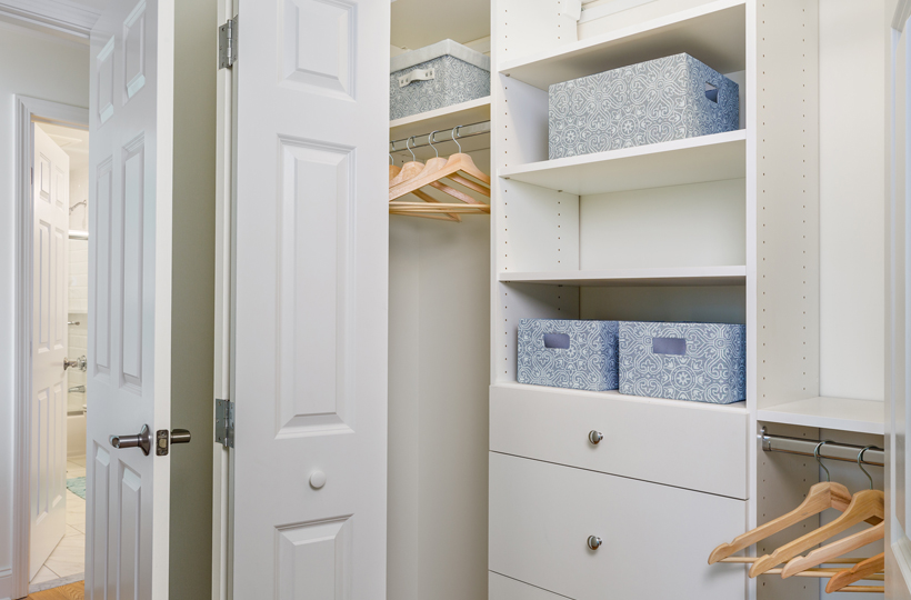 11 Thornton Rd, Chestnut Hill