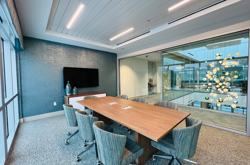 84 Thornton Rd, Chestnut Hill