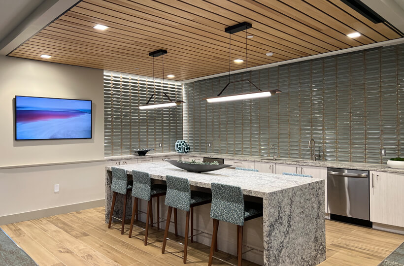 105 Thornton Rd, Chestnut Hill