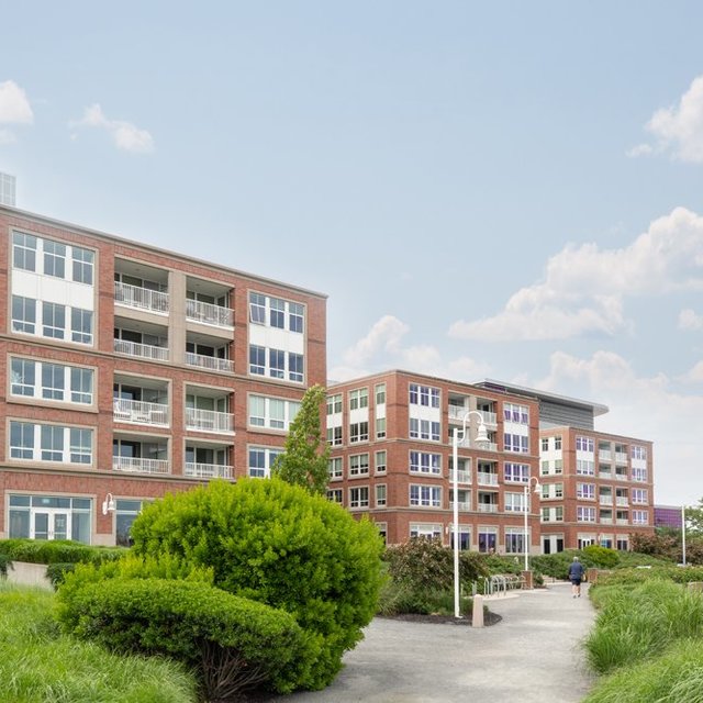 250 1 St Ave, Charlestown