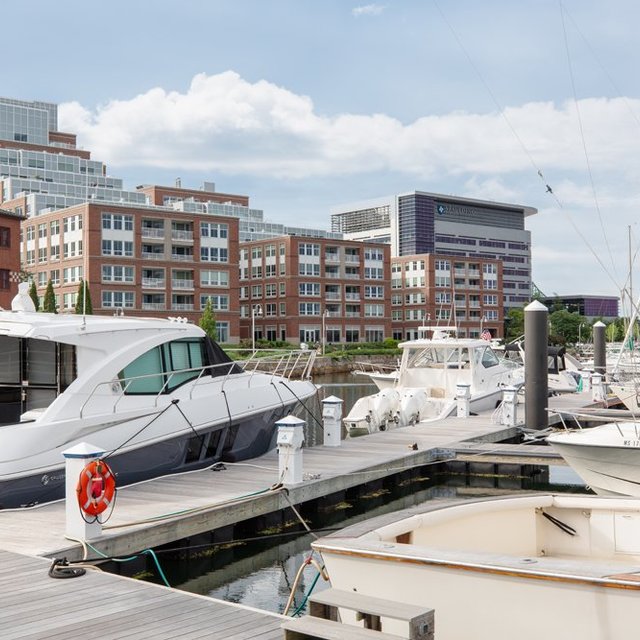 250 1 St Ave, Charlestown