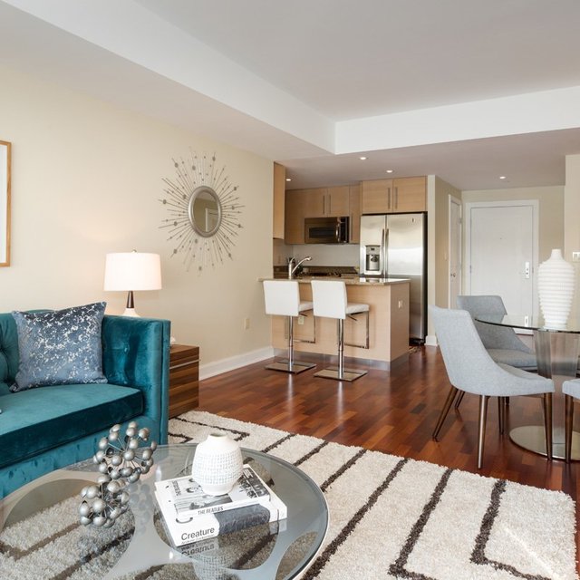 250 1 St Ave, Charlestown