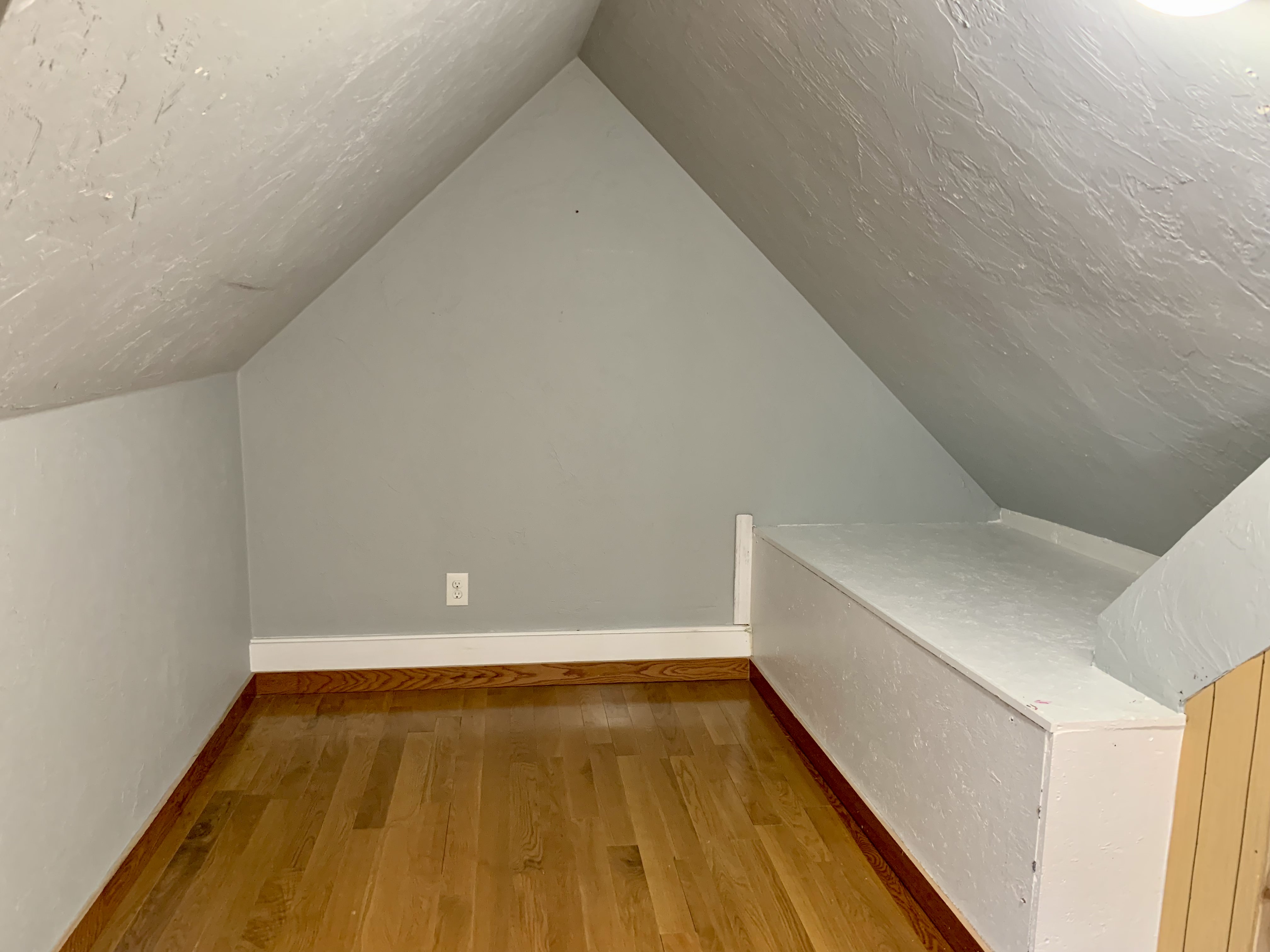 17 Howard St, Malden