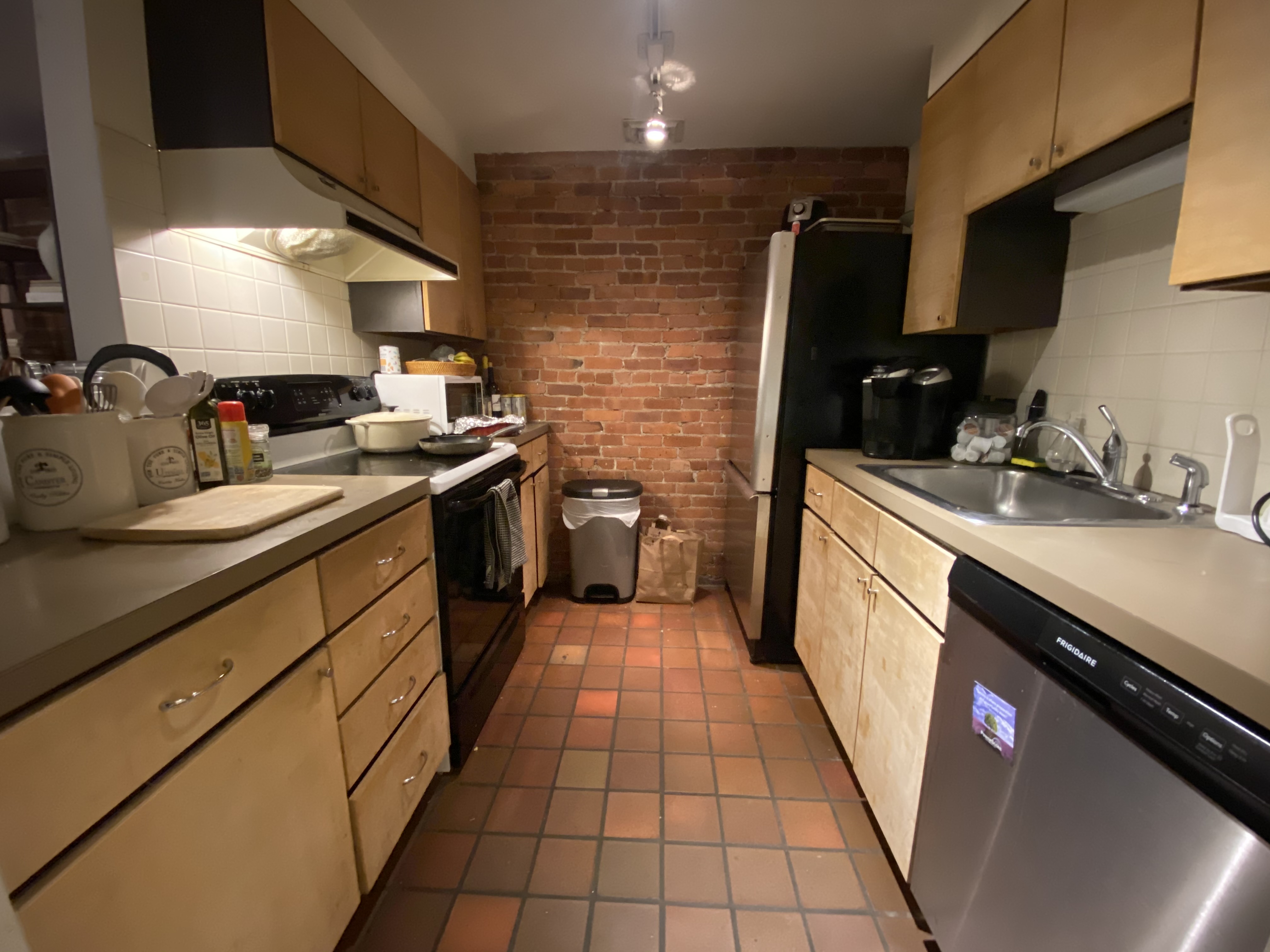 103 Gainsborough St, Fenway