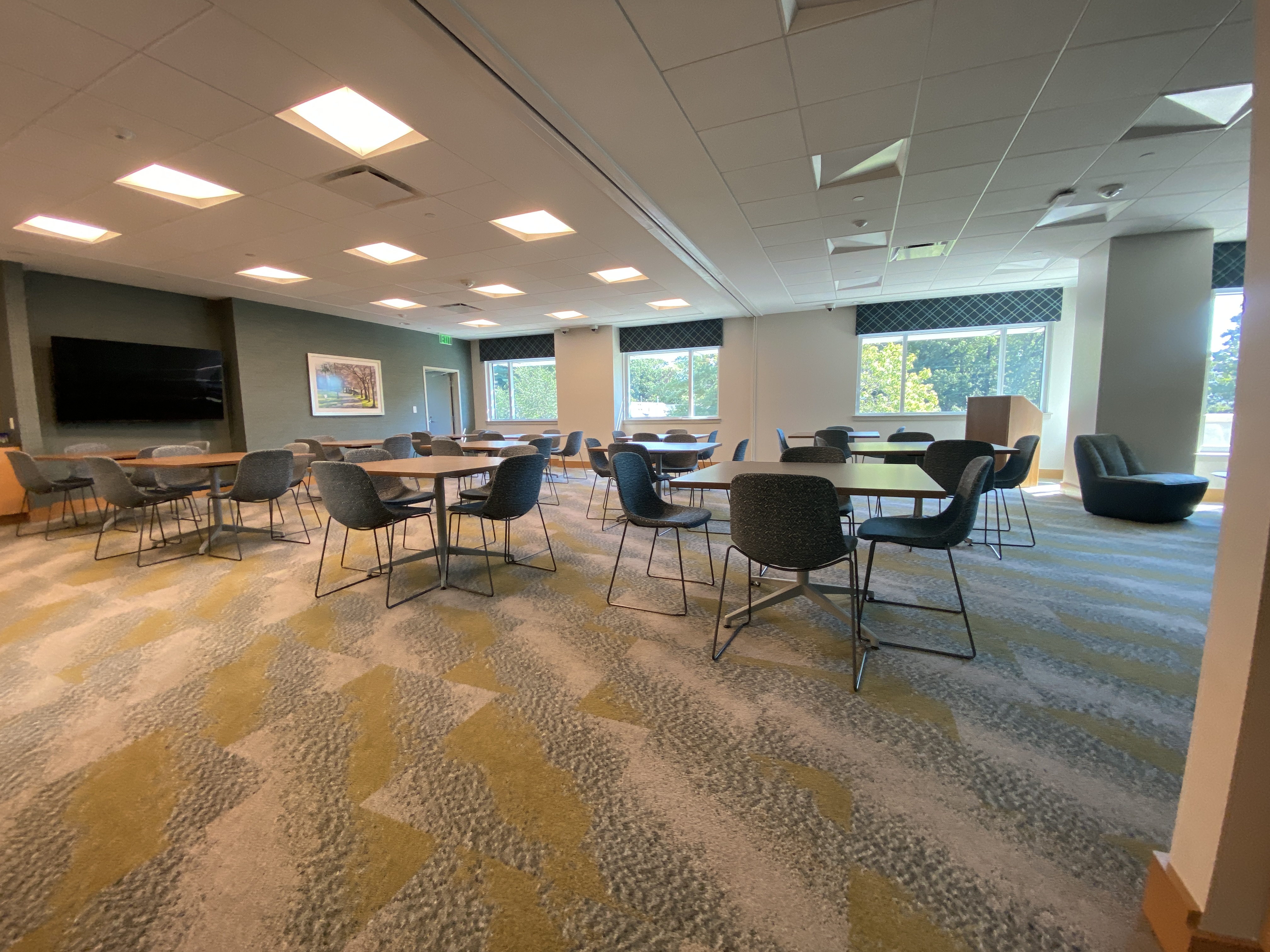 120 Gerry Dr, Chestnut Hill