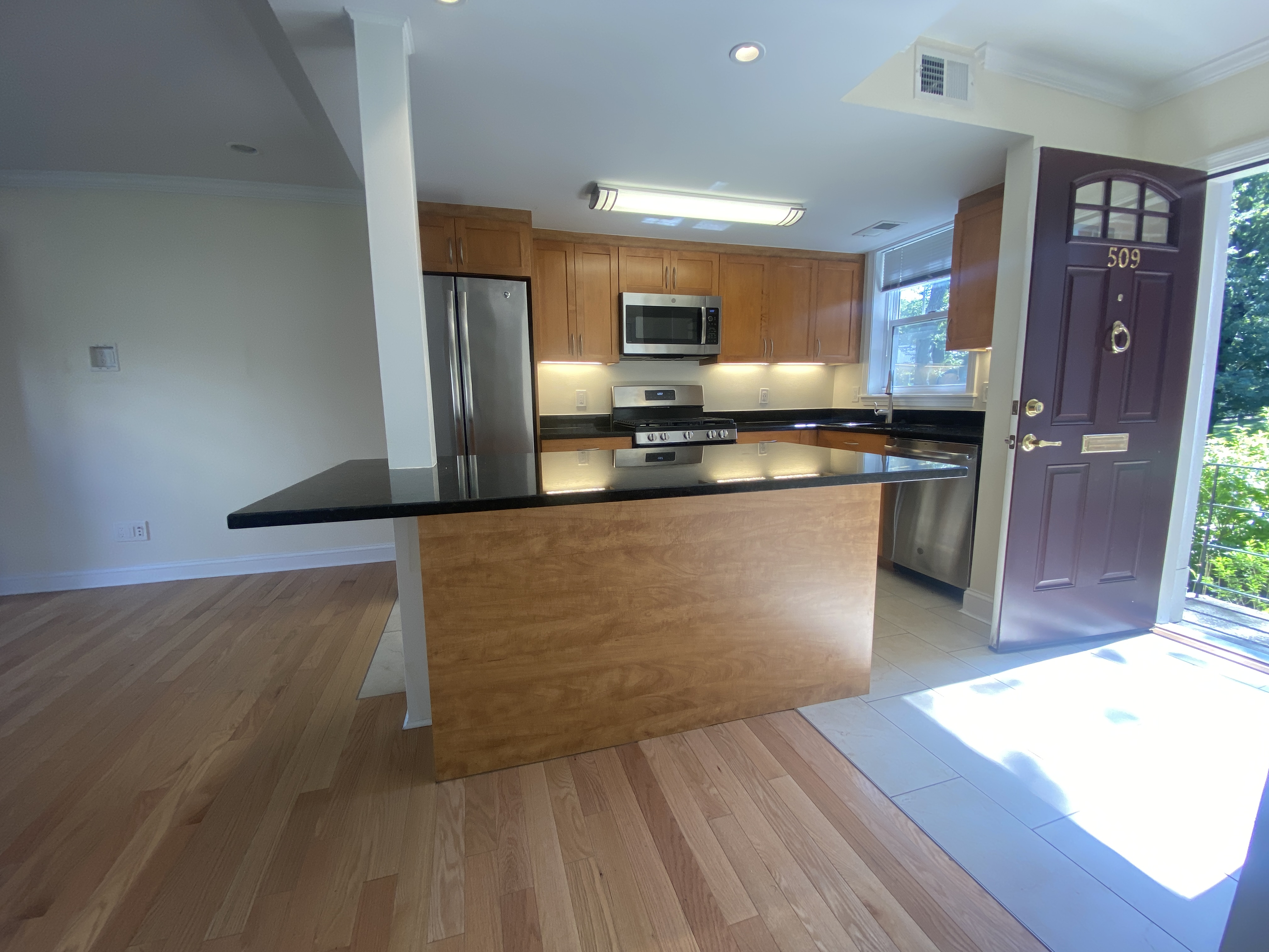 120 Gerry Dr, Chestnut Hill