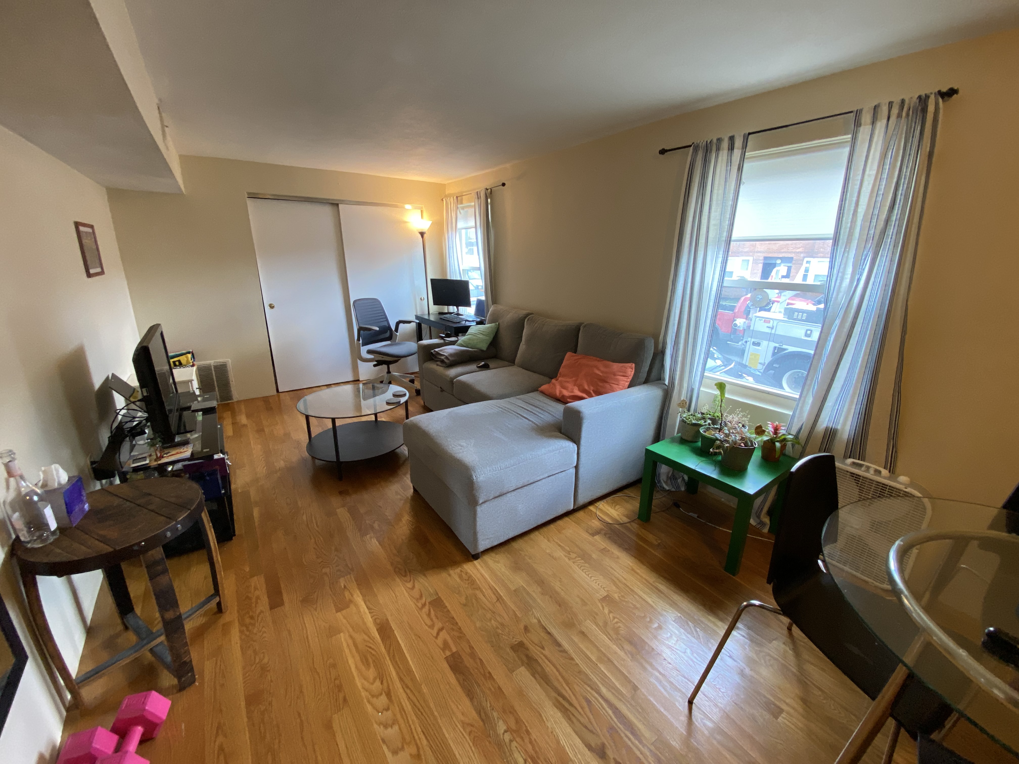 385 Dorchester St, South Boston