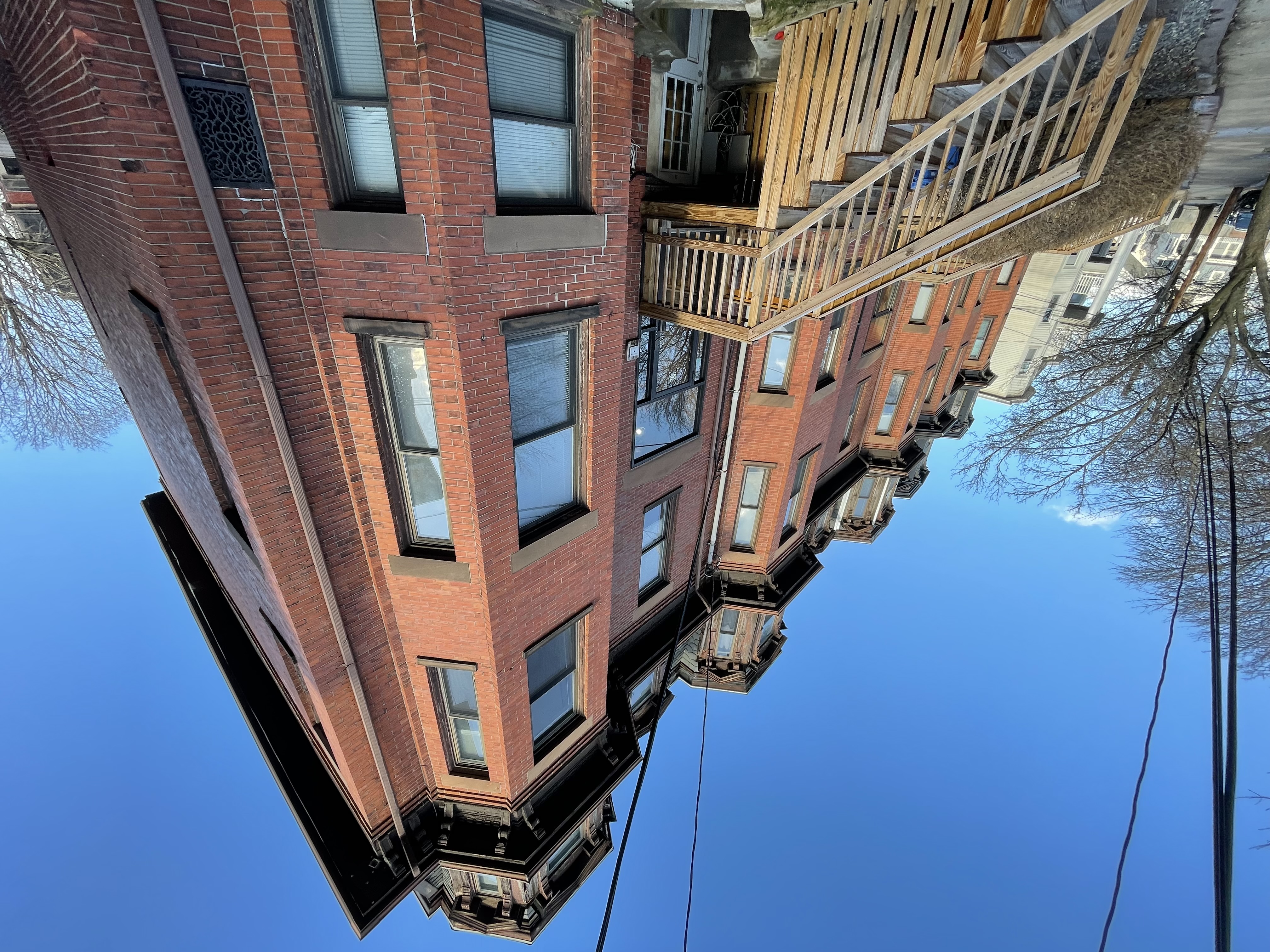 55 Adams St, Magoun Square