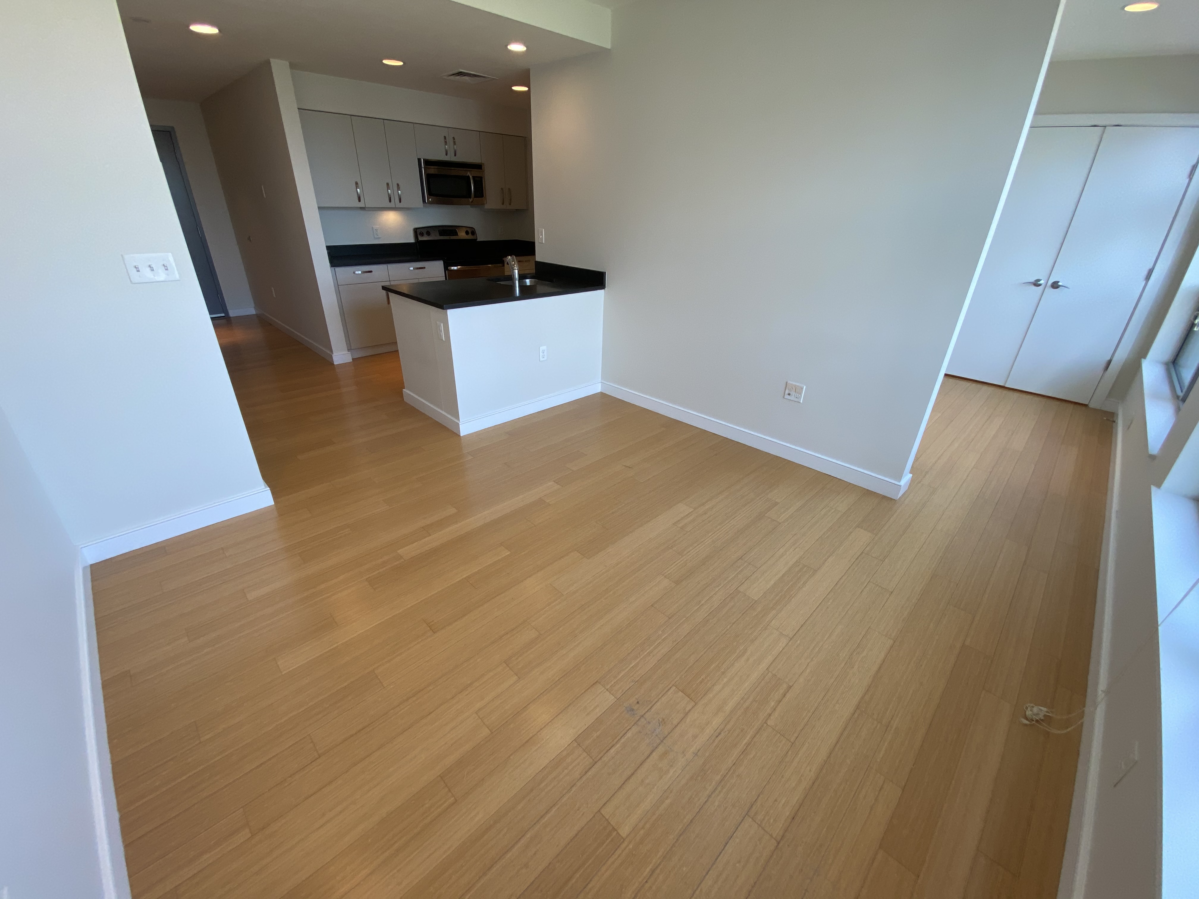 601 Albany St, South End