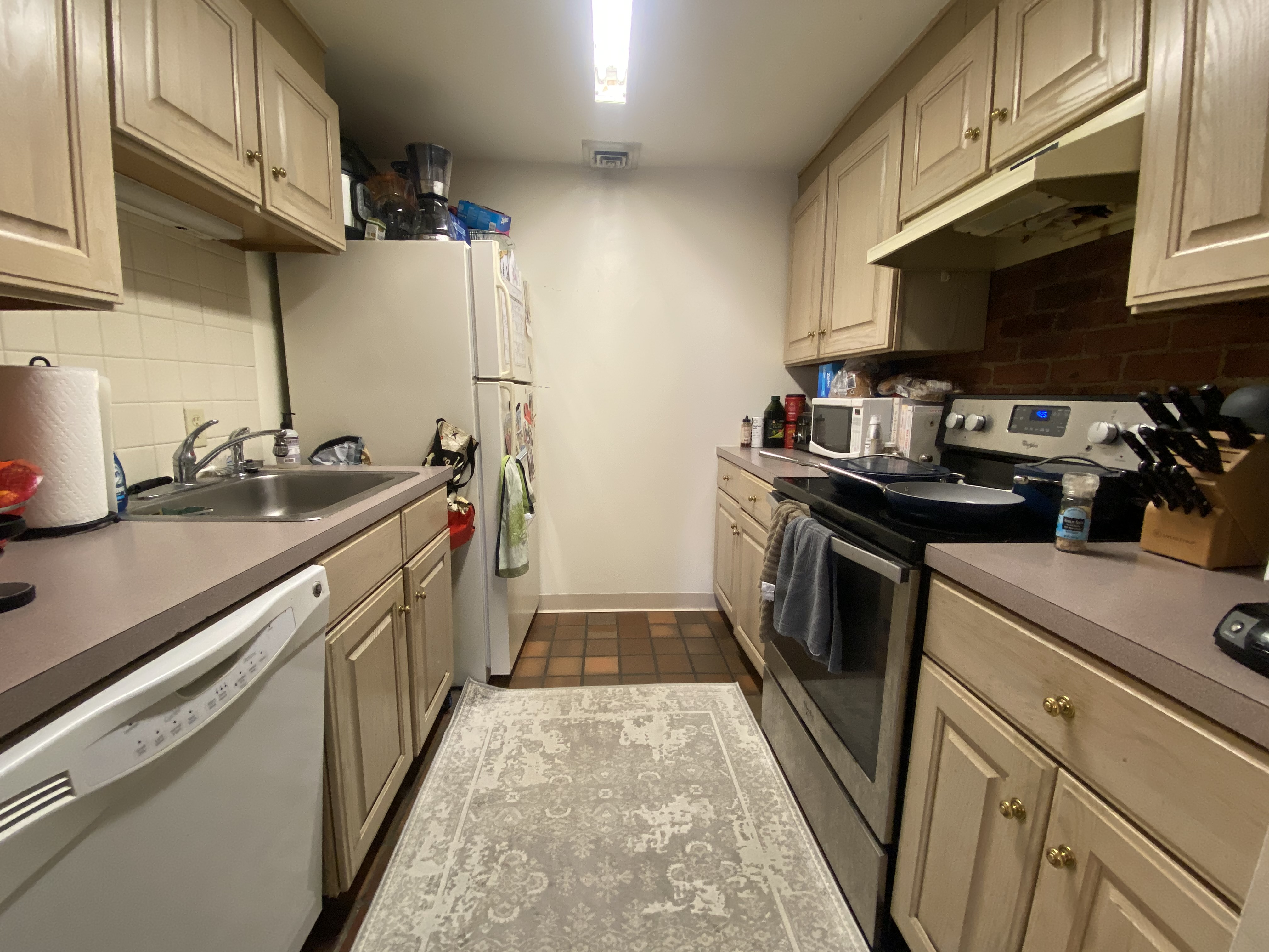 103 Gainsborough St, Fenway