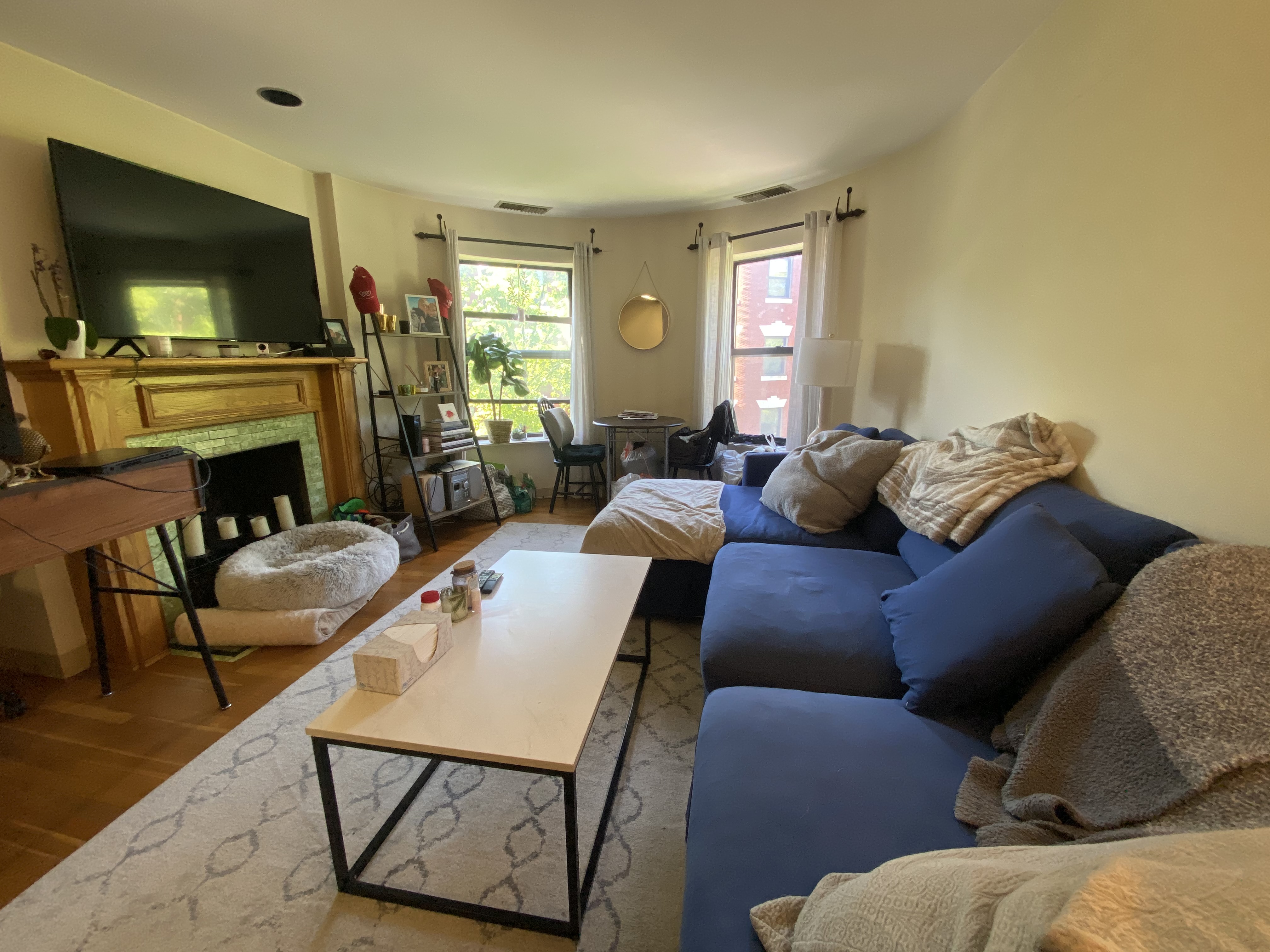 103 Gainsborough St, Fenway