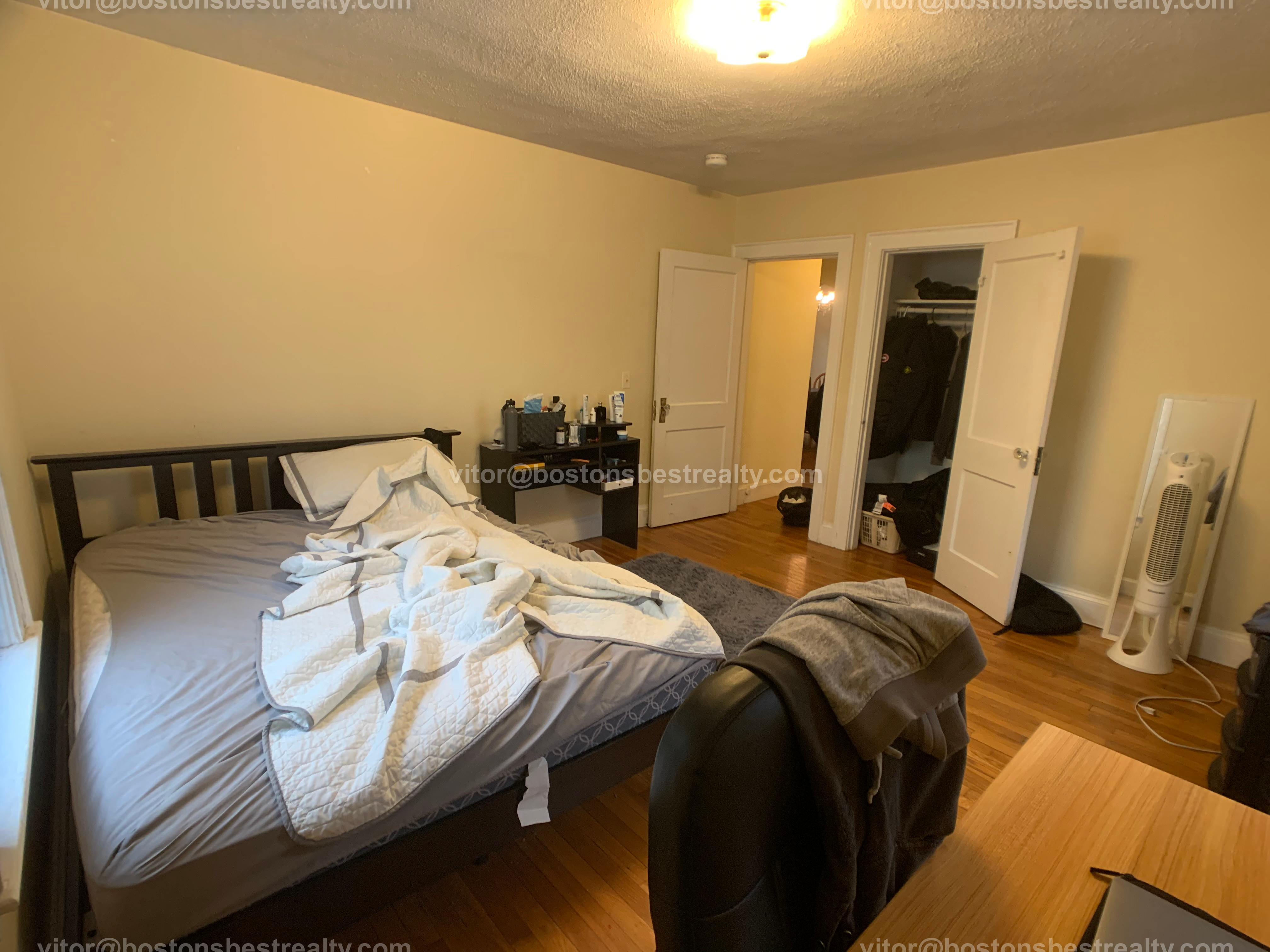 208 Freeman St, Coolidge Corner