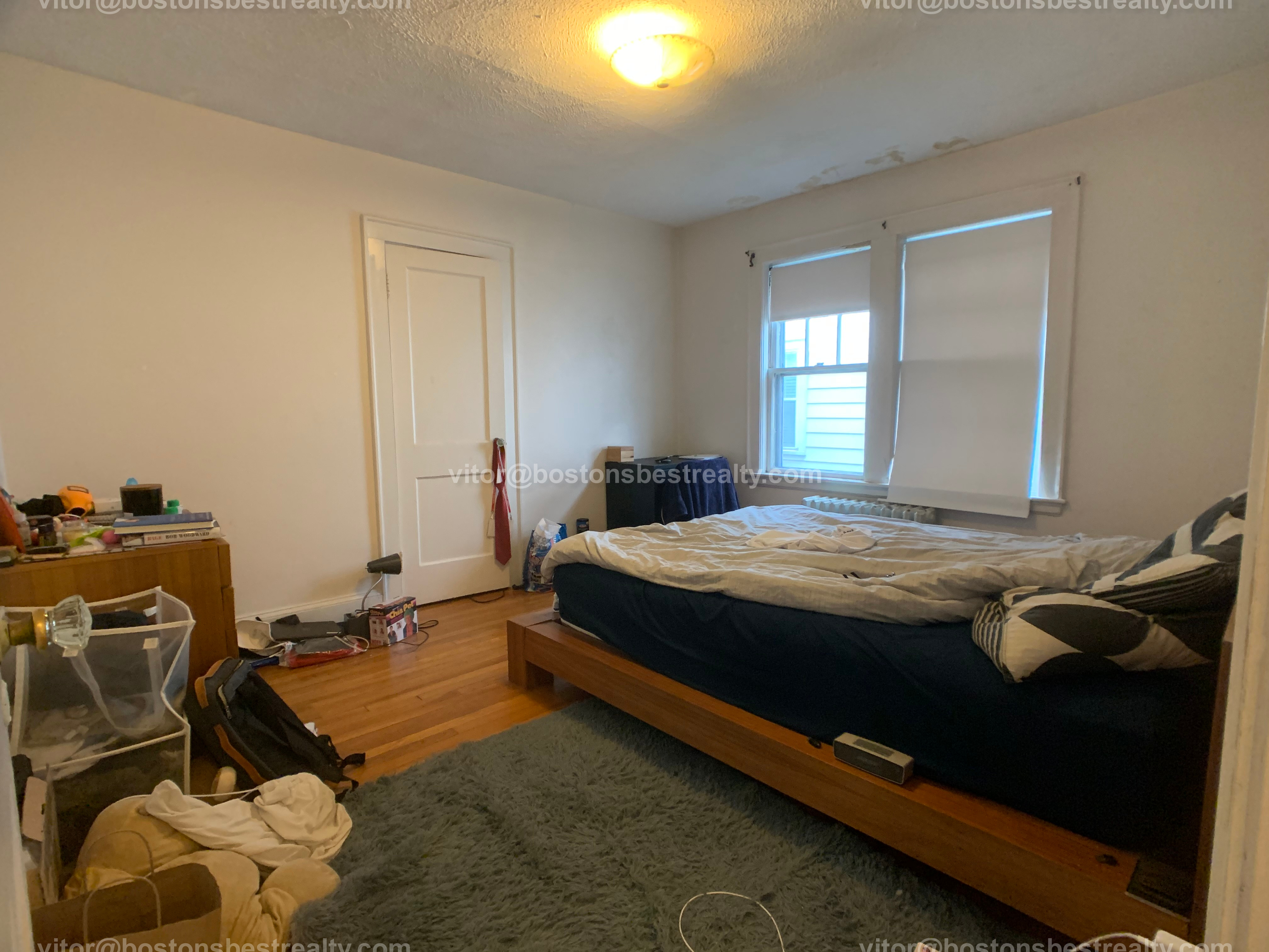 208 Freeman St, Coolidge Corner