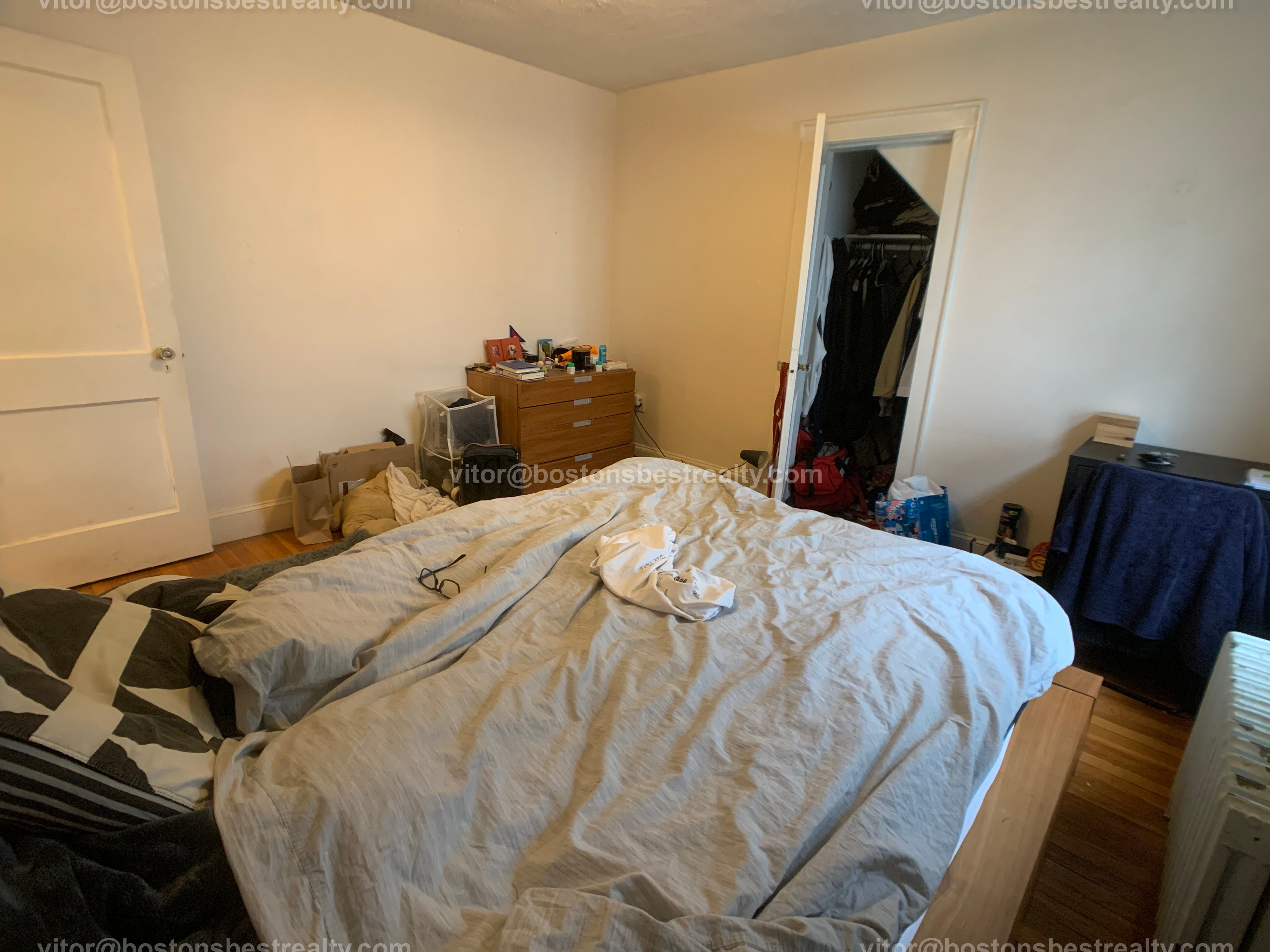 208 Freeman St, Coolidge Corner