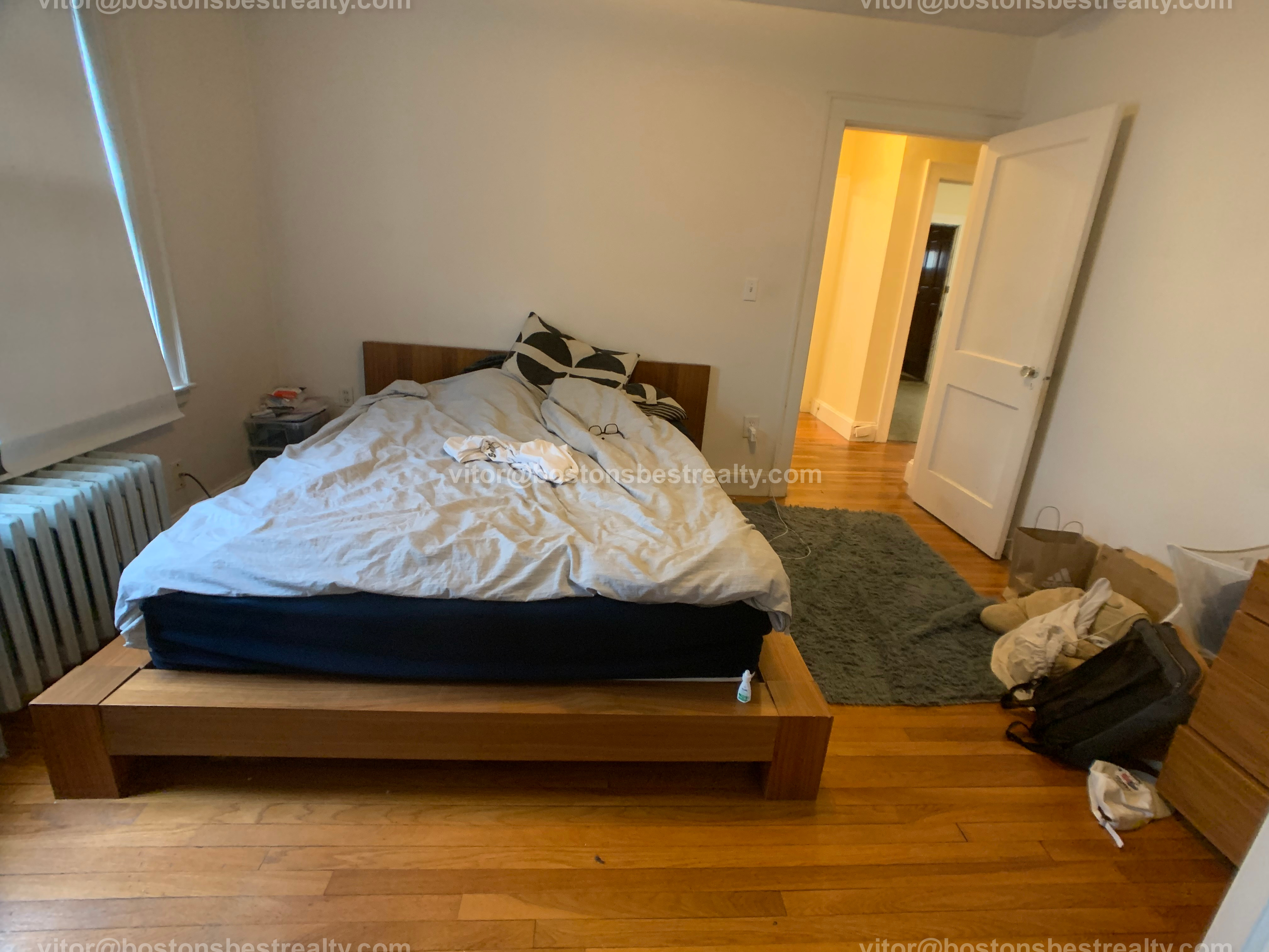 208 Freeman St, Coolidge Corner