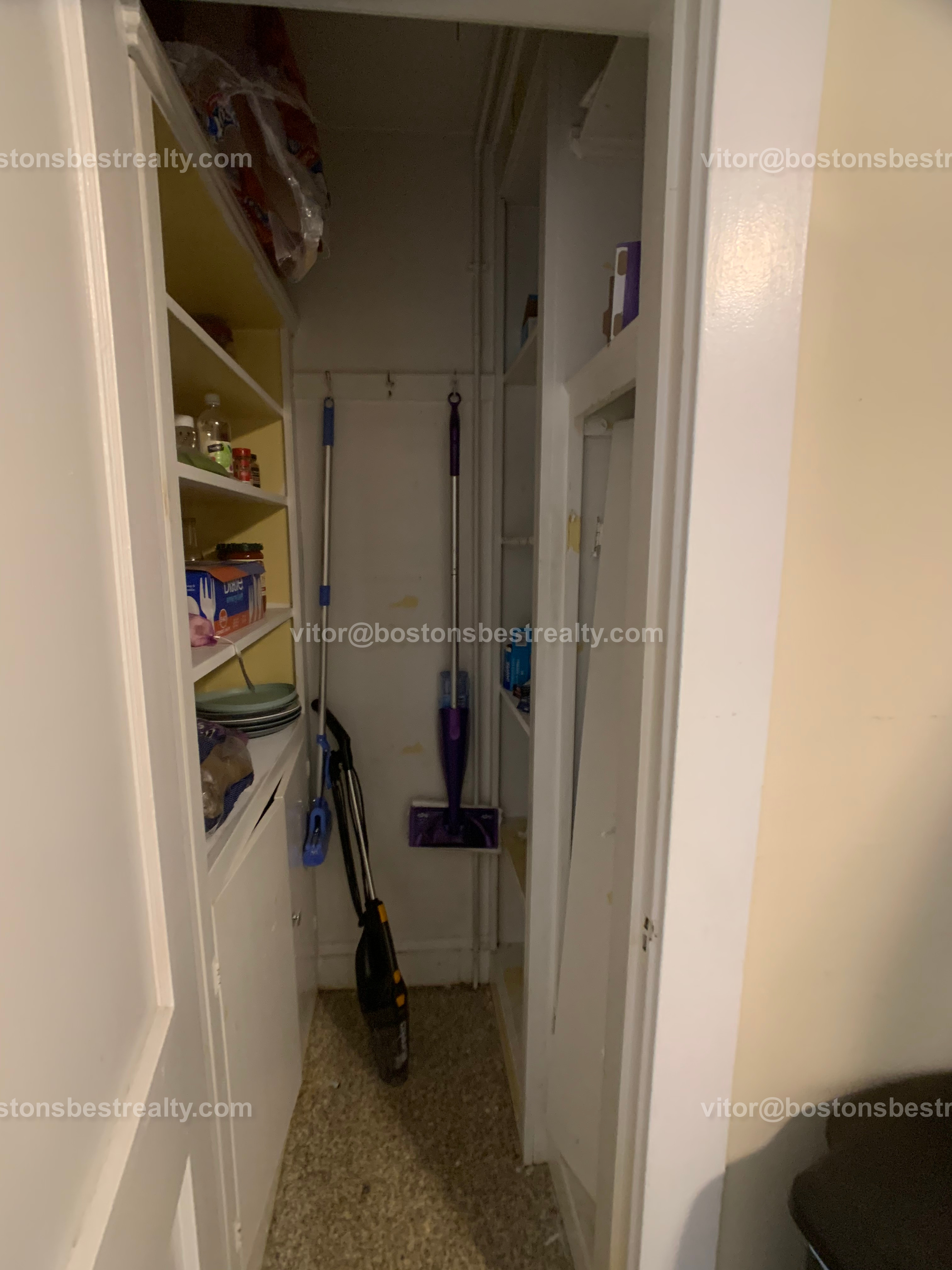 208 Freeman St, Coolidge Corner