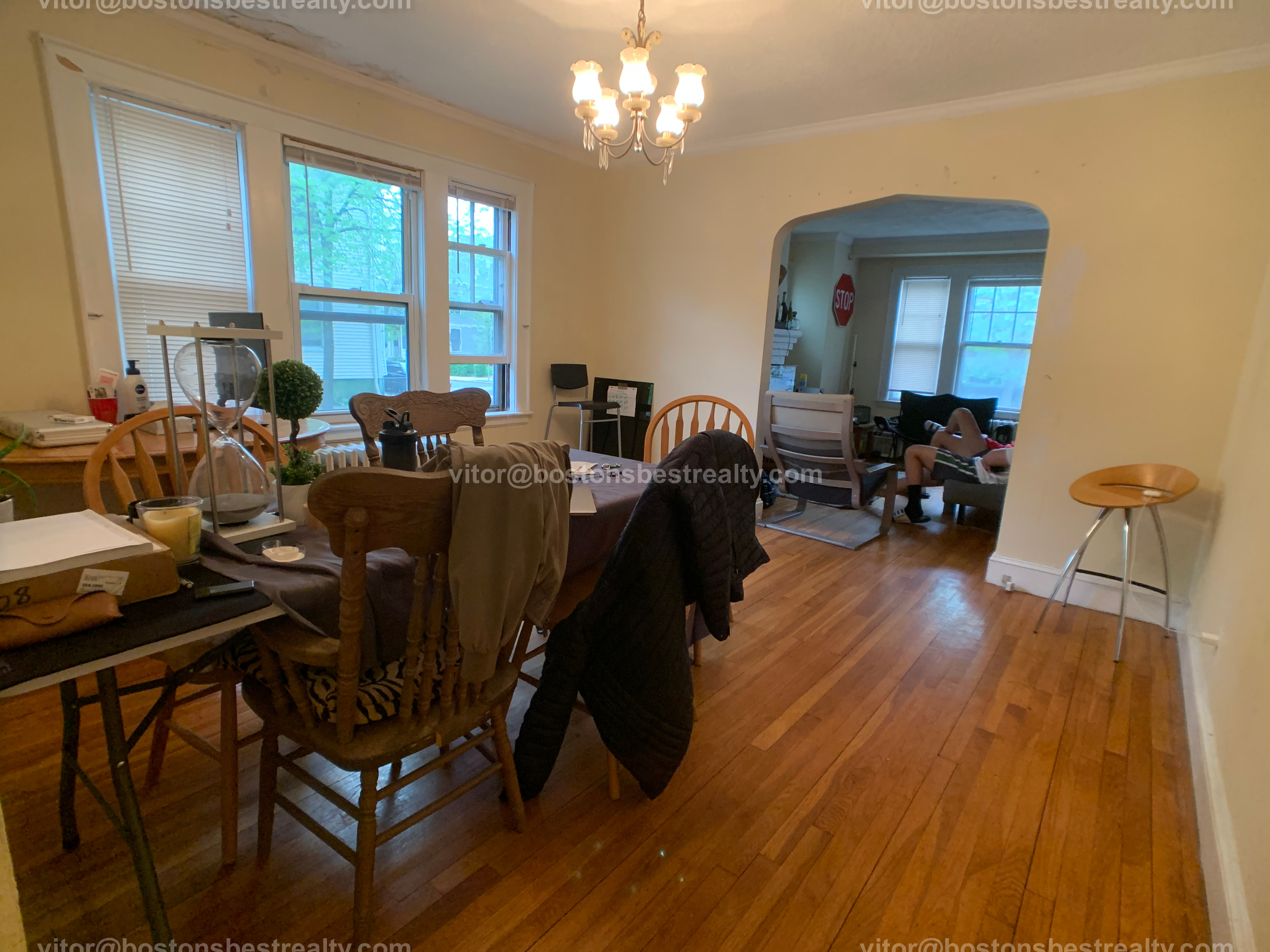 208 Freeman St, Coolidge Corner