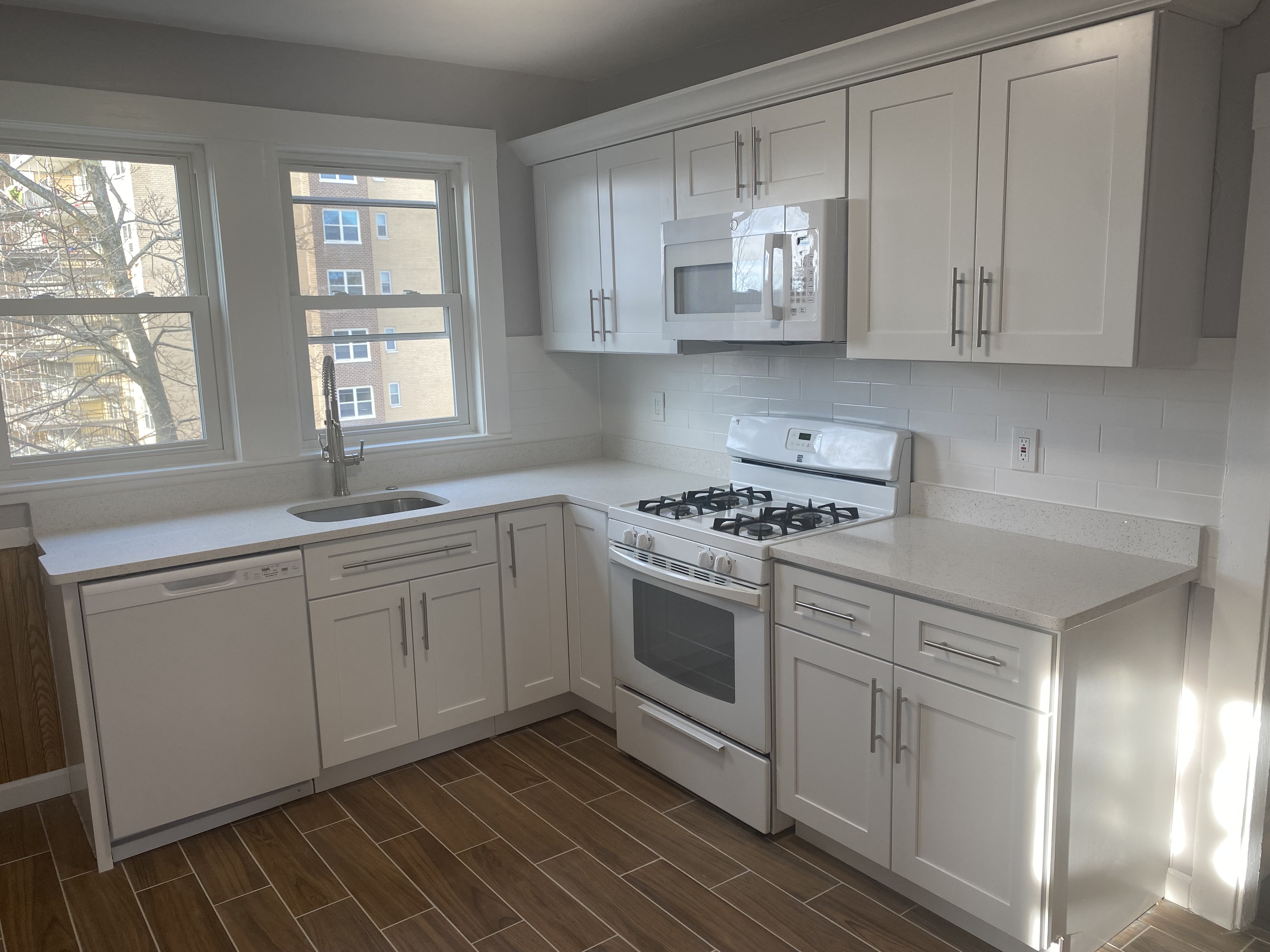 39 Waterhouse St, West Somerville