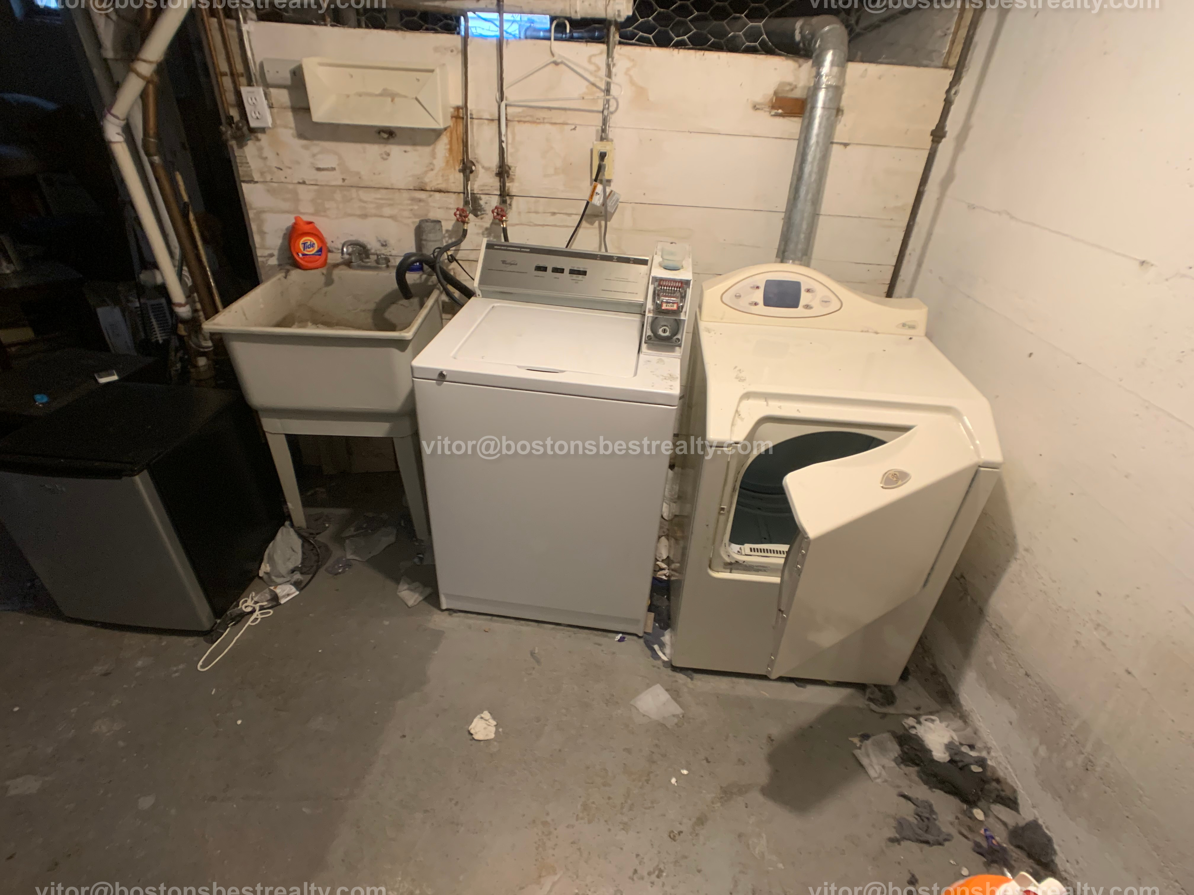 208 Freeman St, Coolidge Corner