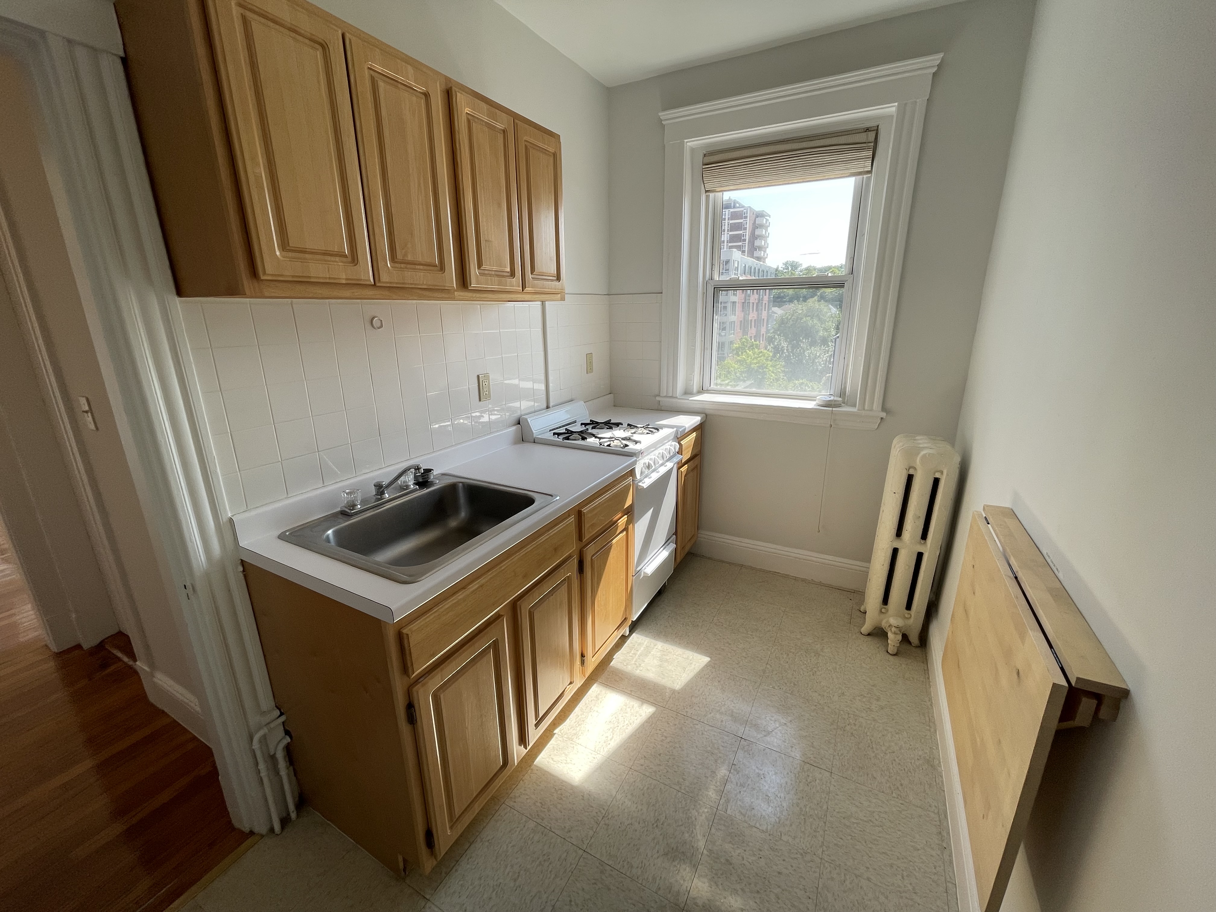 49 Worthington St, Mission Hill