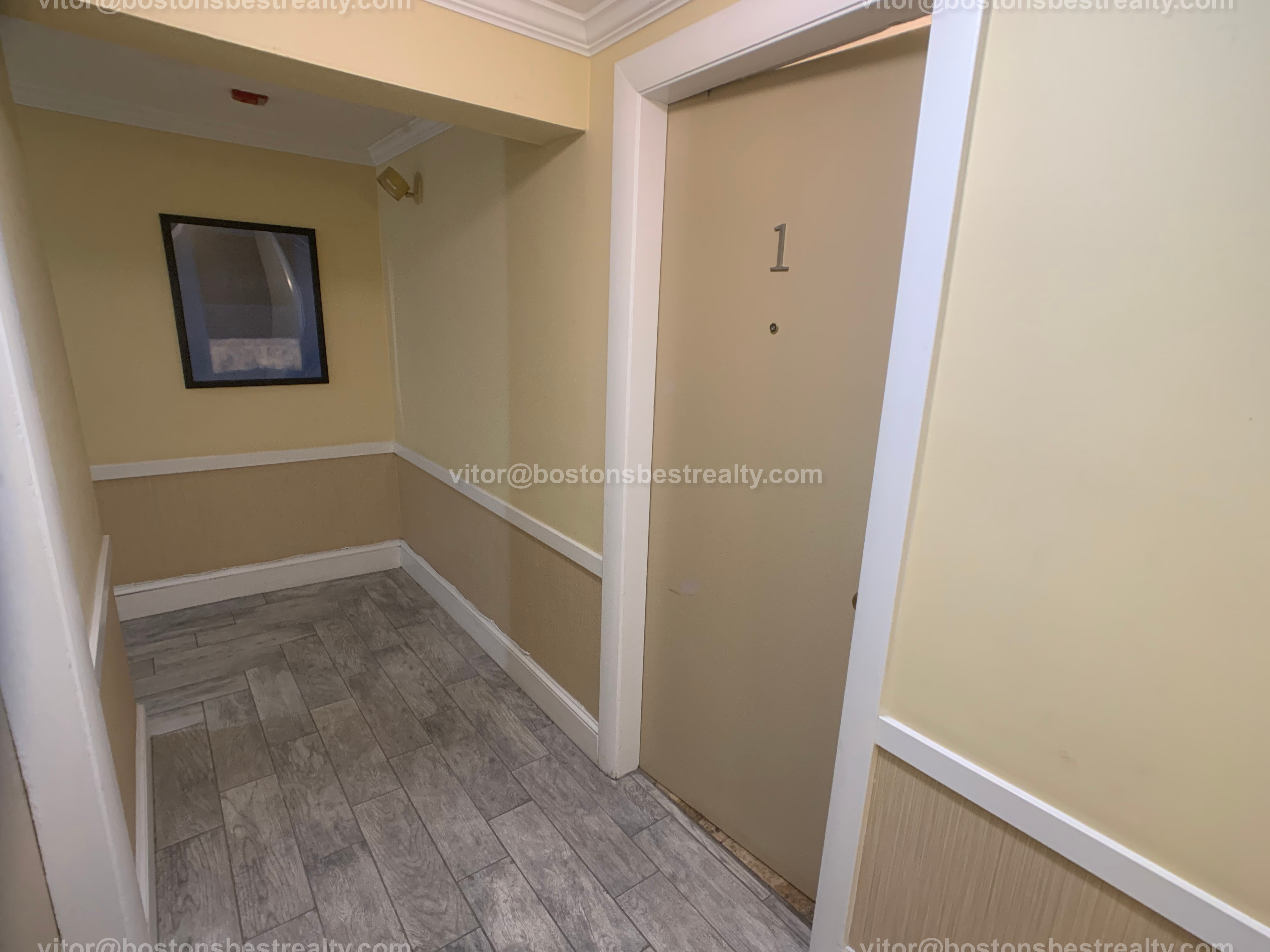 134 Saint Marys St, Longwood