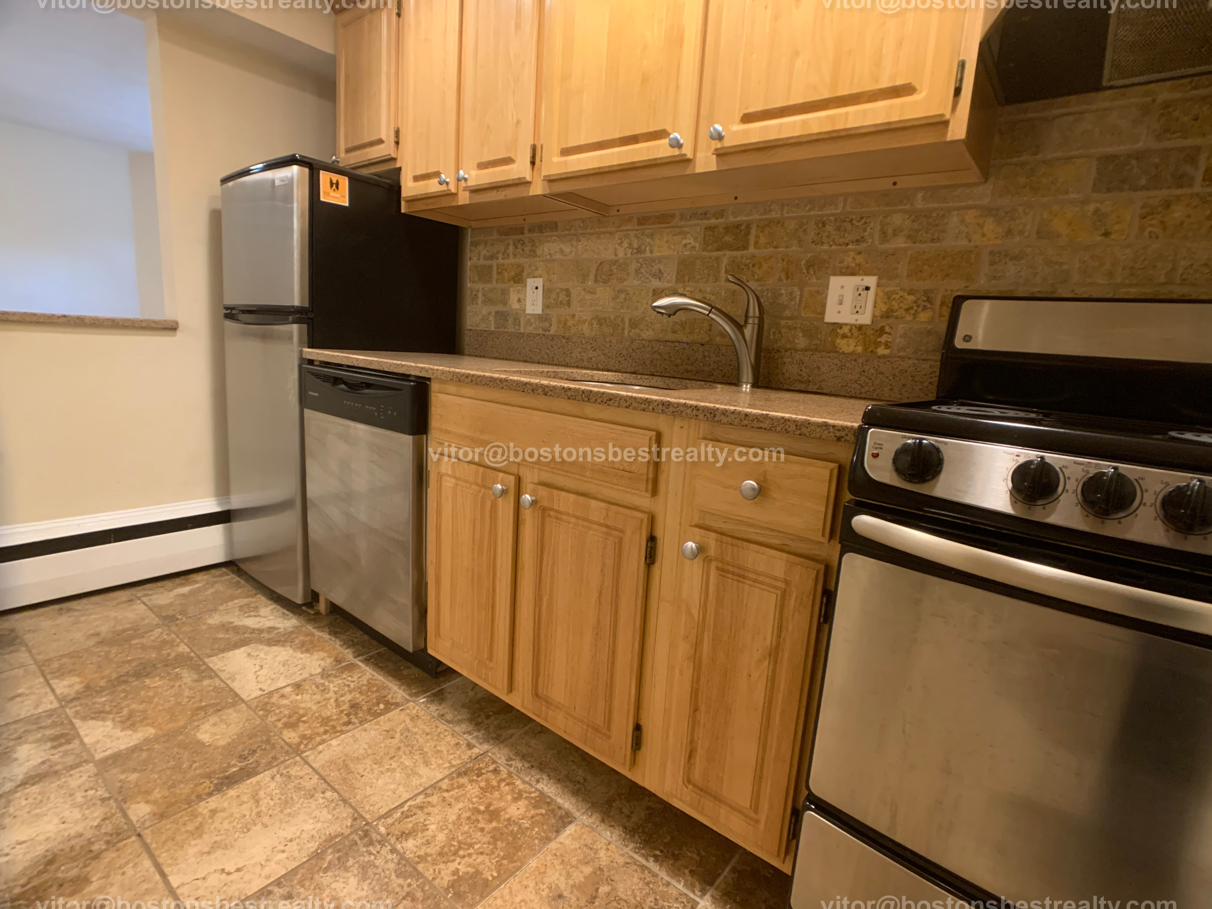 134 Saint Marys St, Longwood