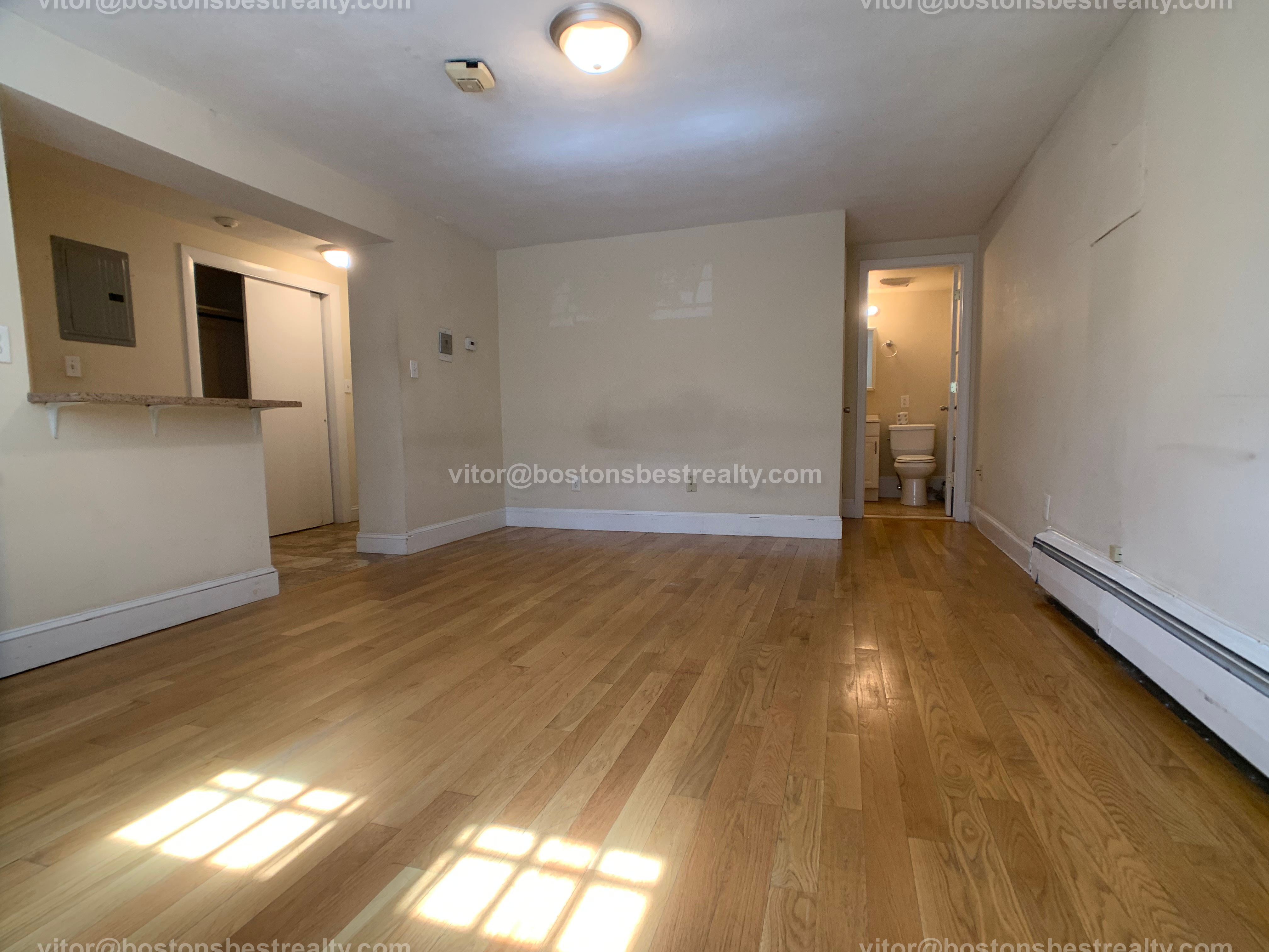 134 Saint Marys St, Longwood