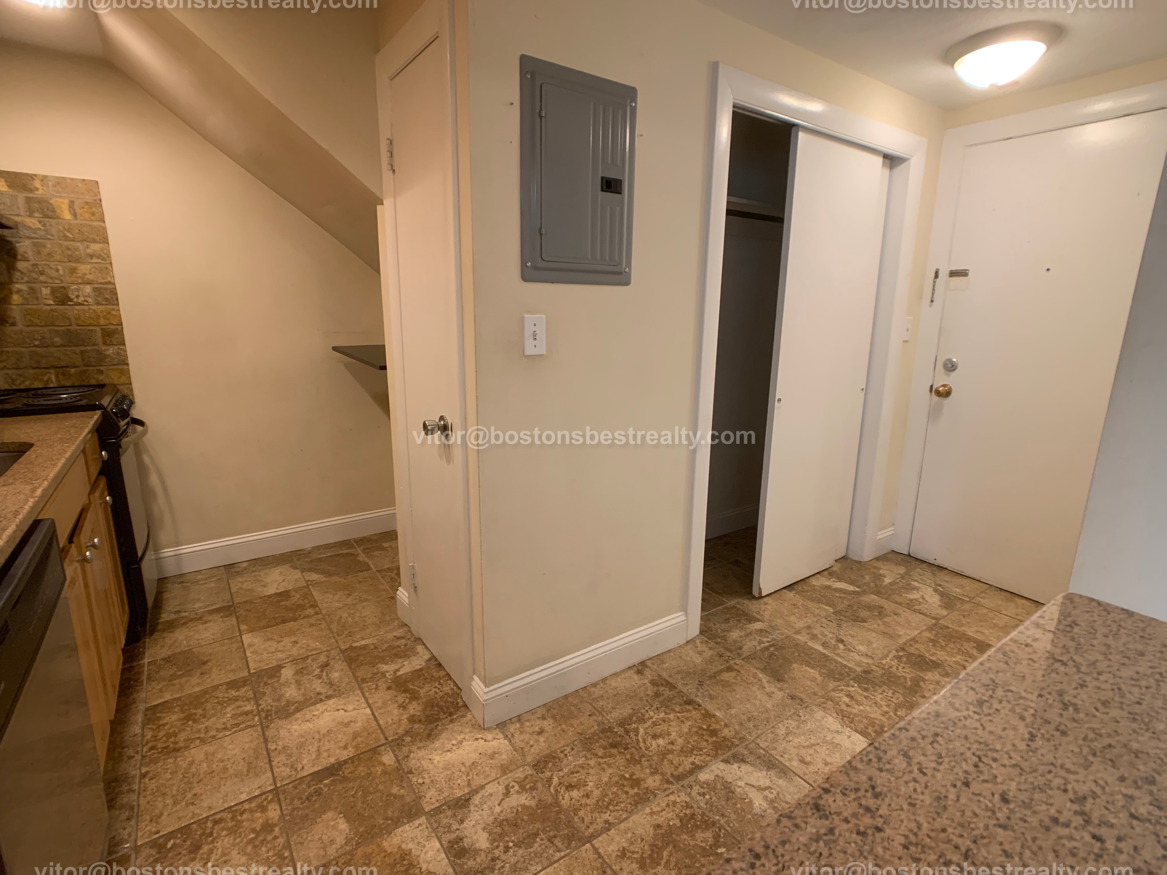 134 Saint Marys St, Longwood