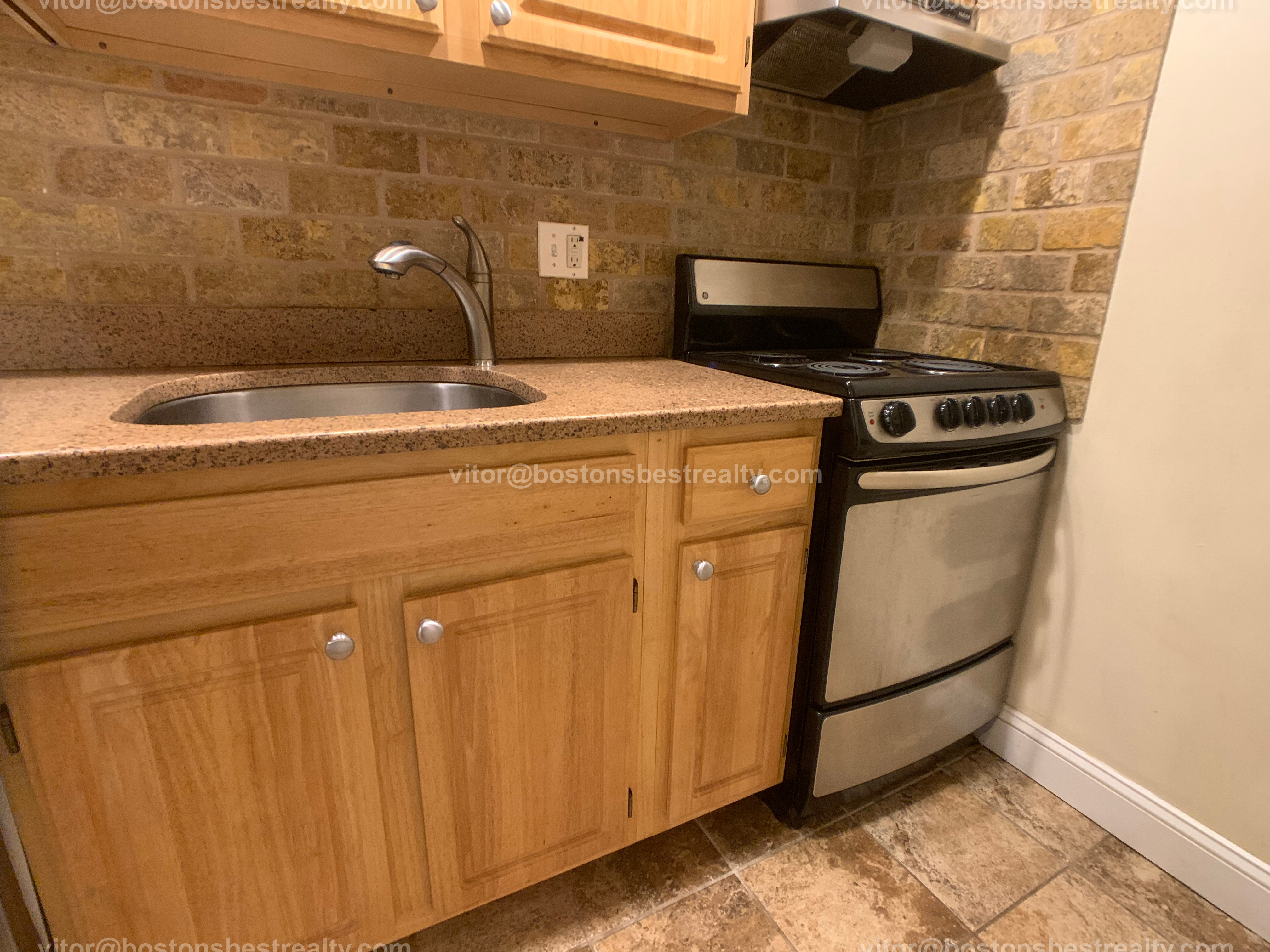 134 Saint Marys St, Longwood