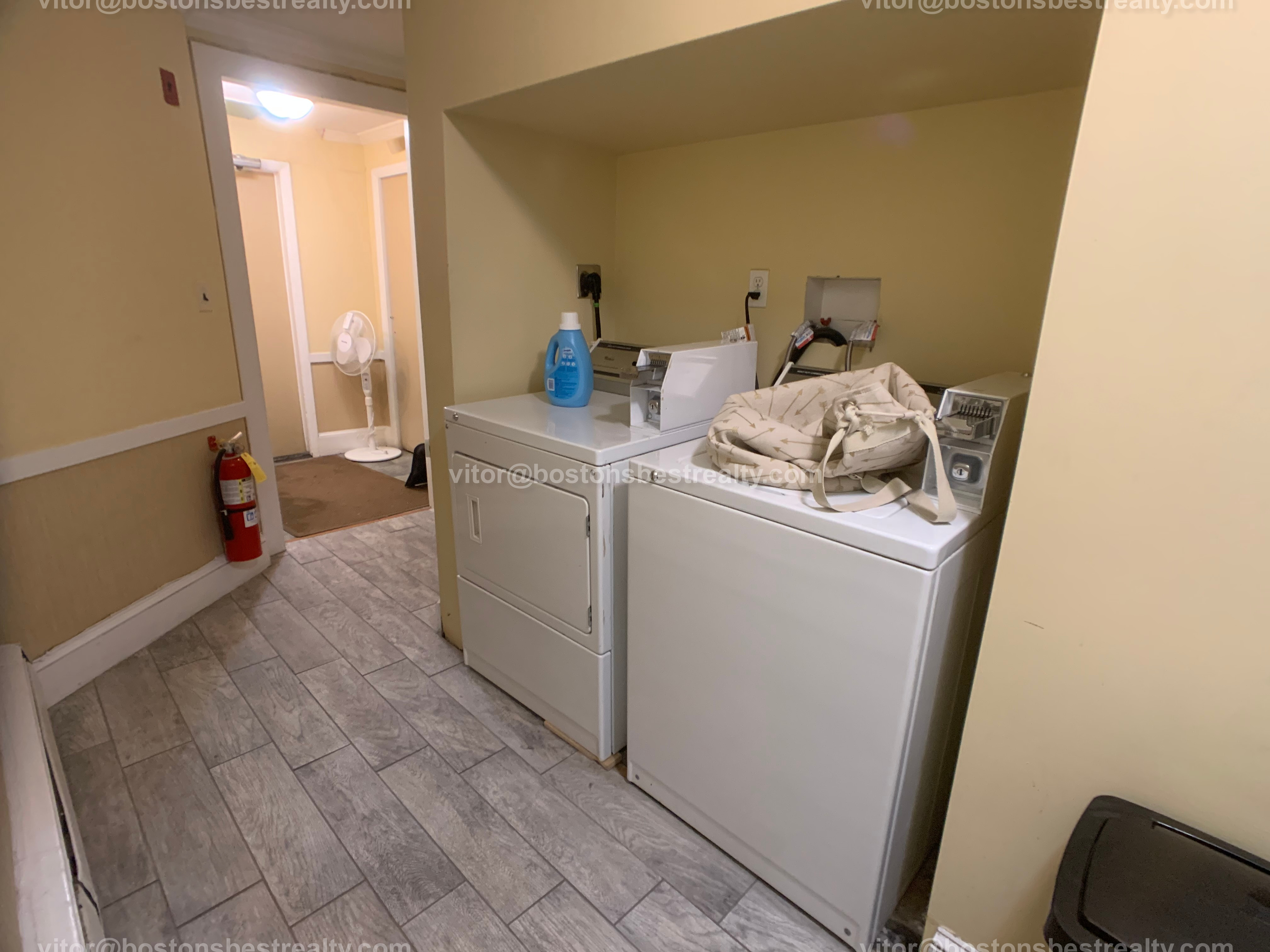 134 Saint Marys St, Longwood