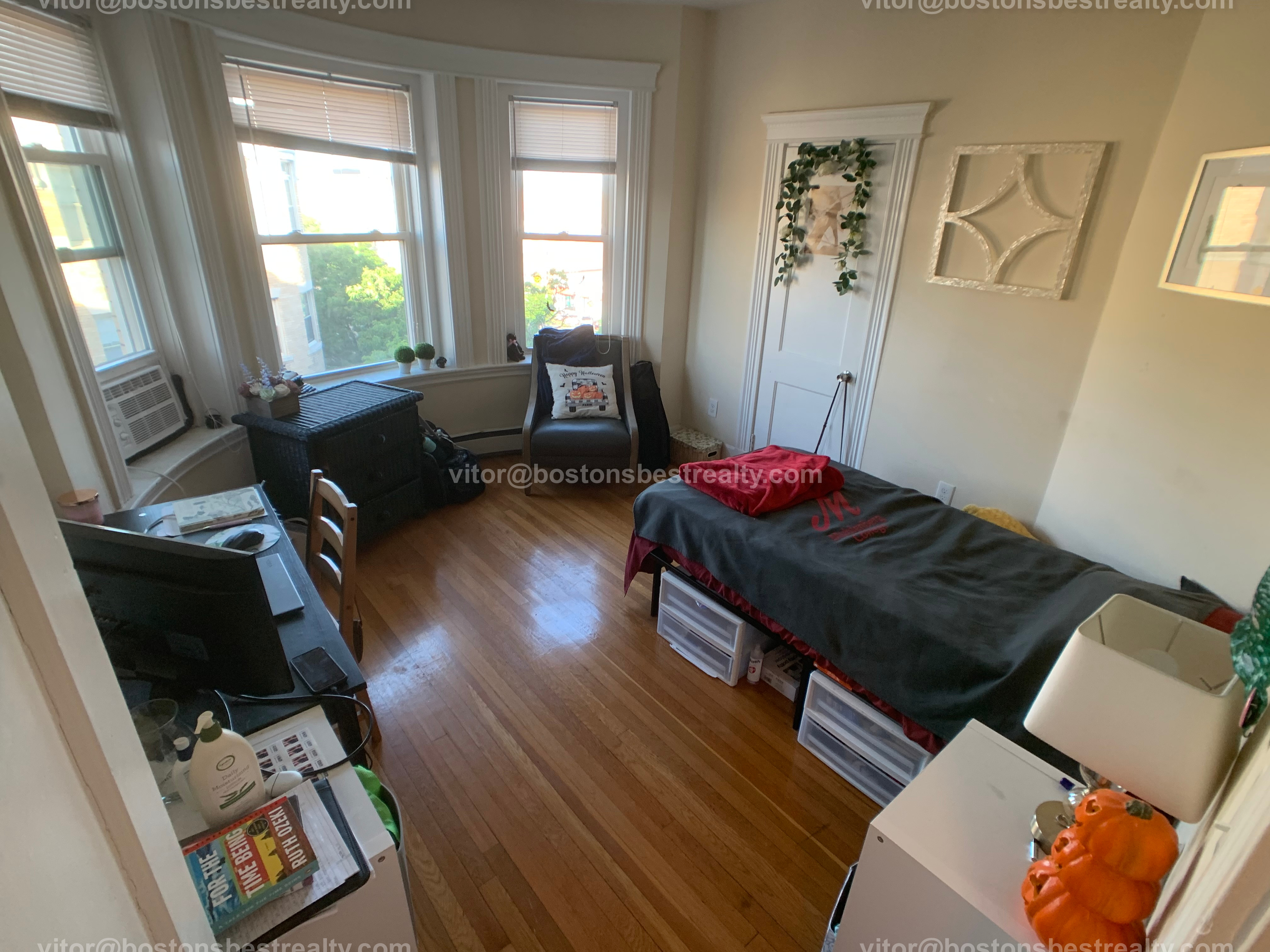 1323 Commonwealth Ave, Allston