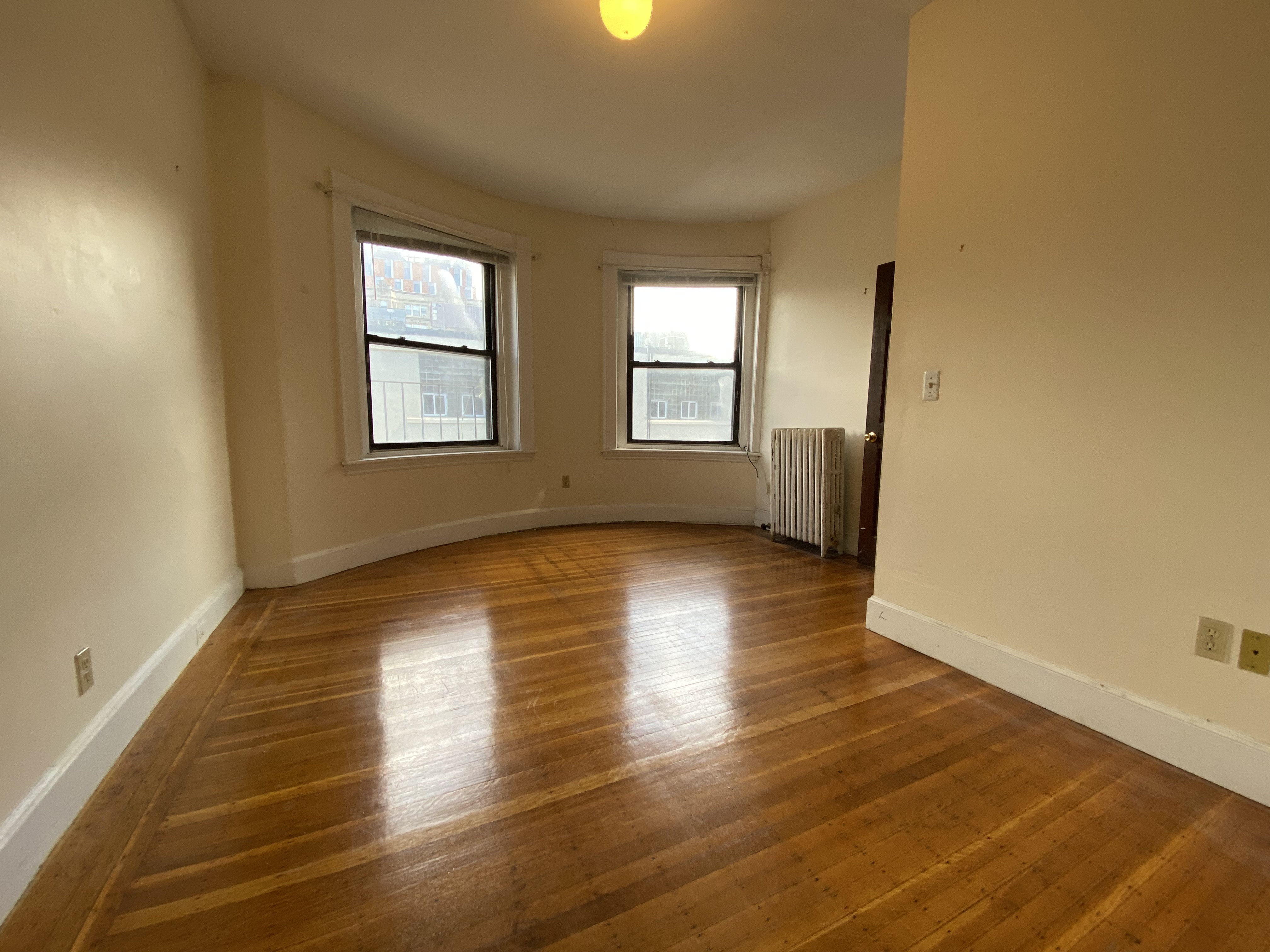 46 Saint Stephen St, Fenway