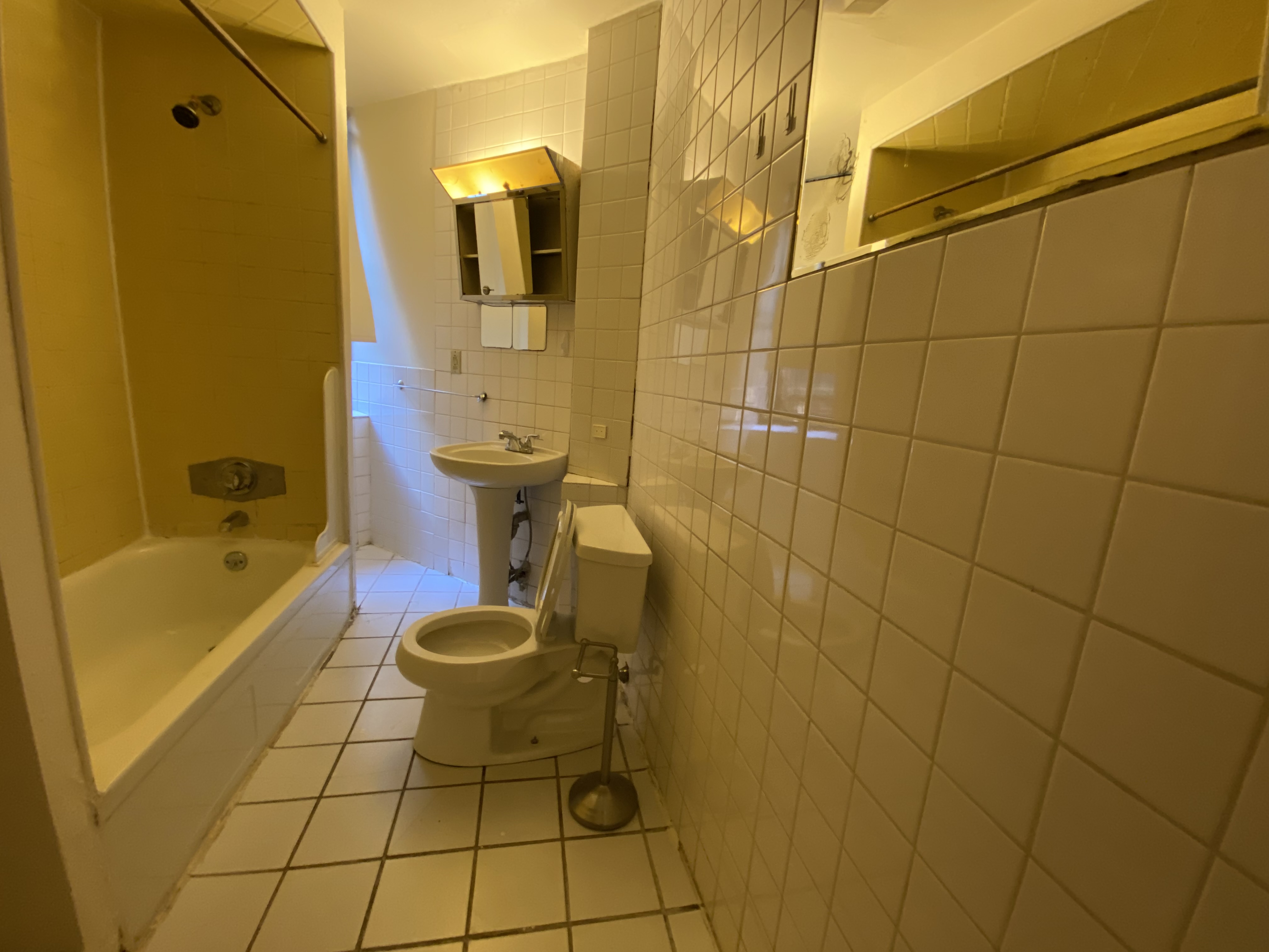 54 Burbank St, Fenway