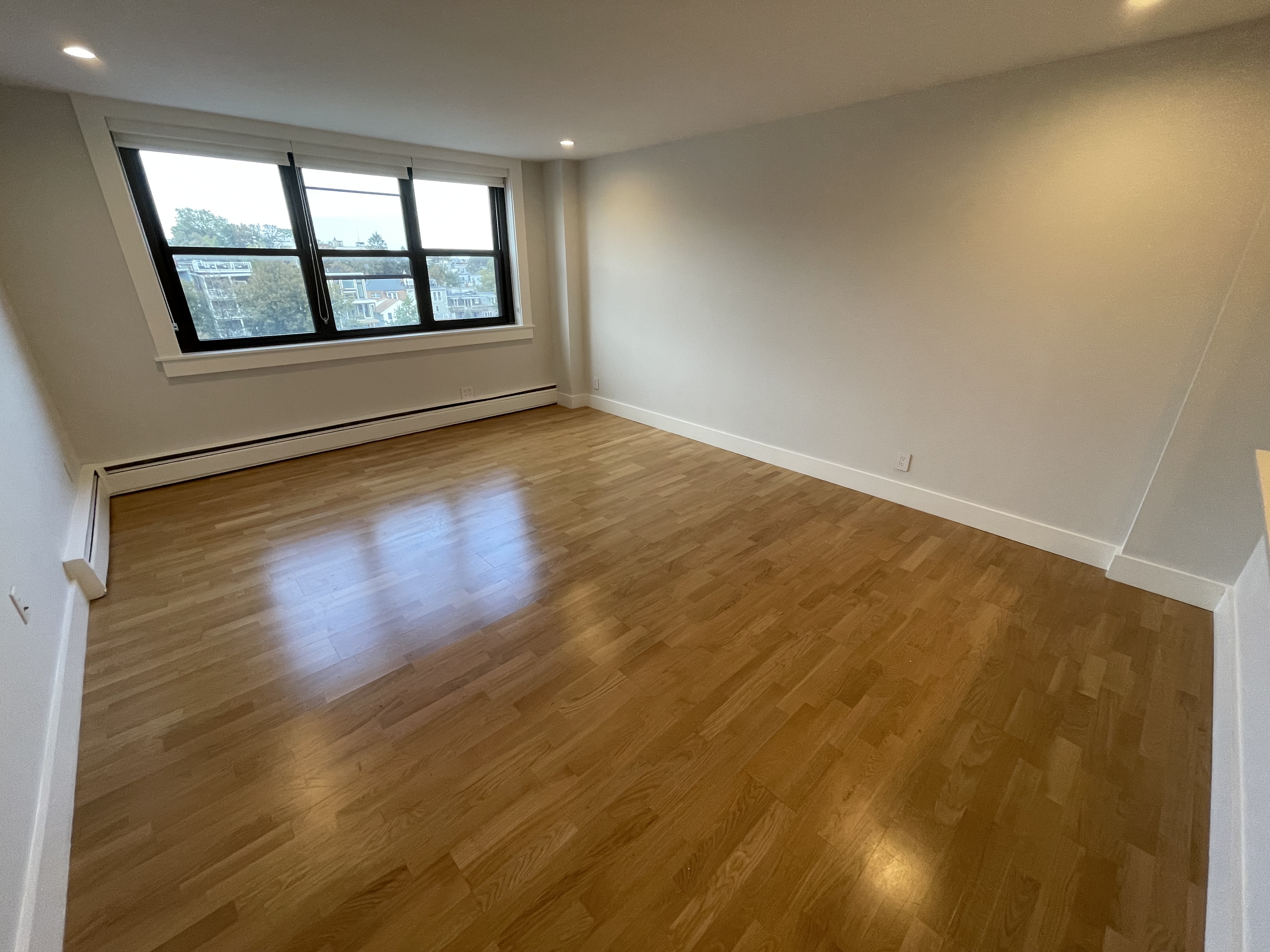 1410 Columbia Rd, South Boston