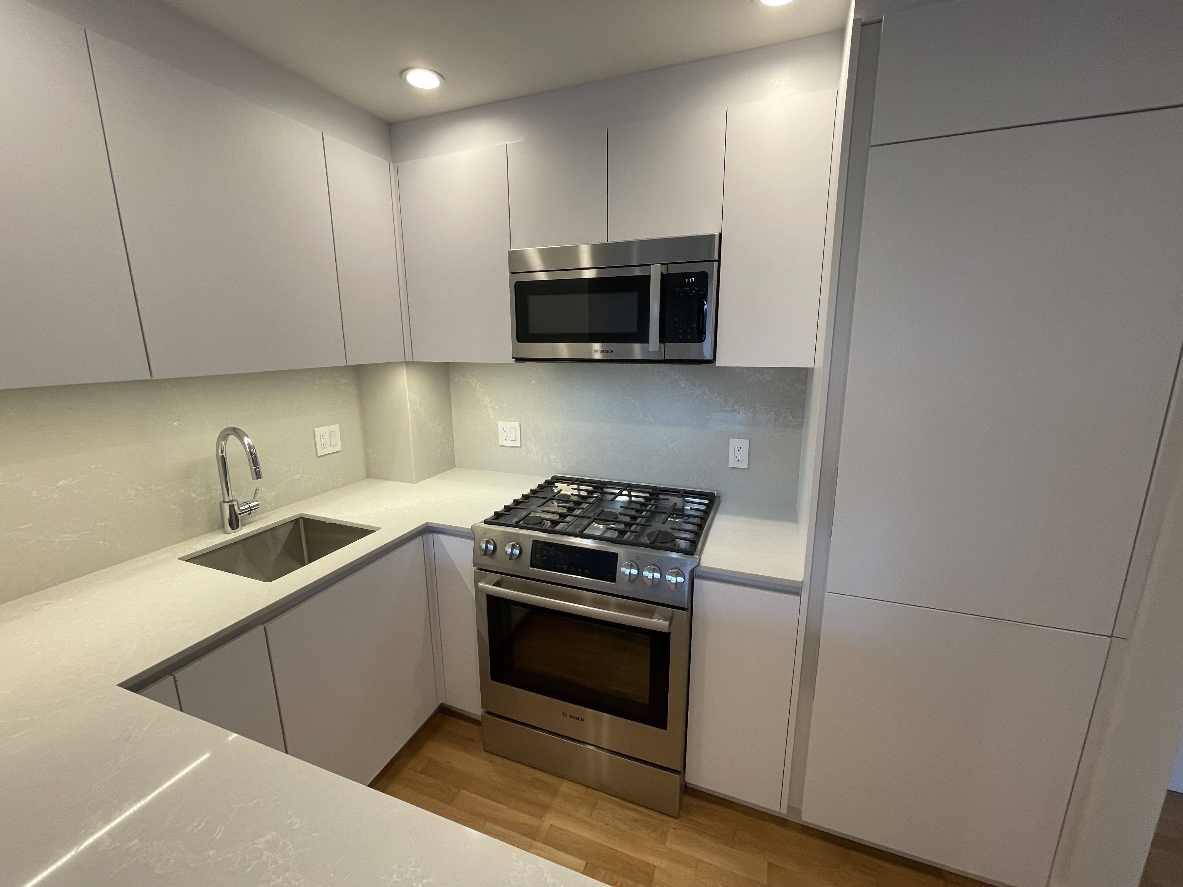 1410 Columbia Rd, South Boston