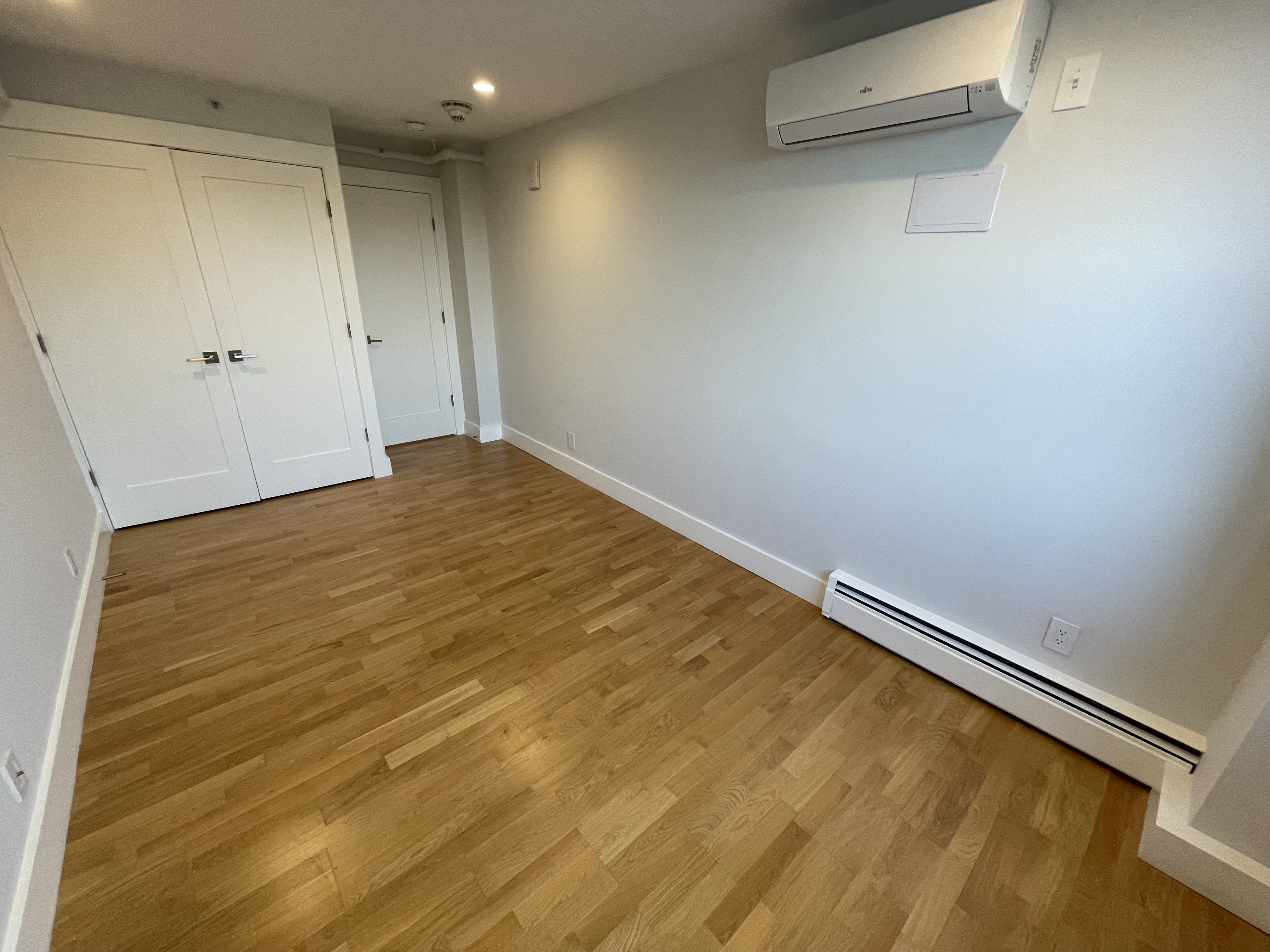 1410 Columbia Rd, South Boston