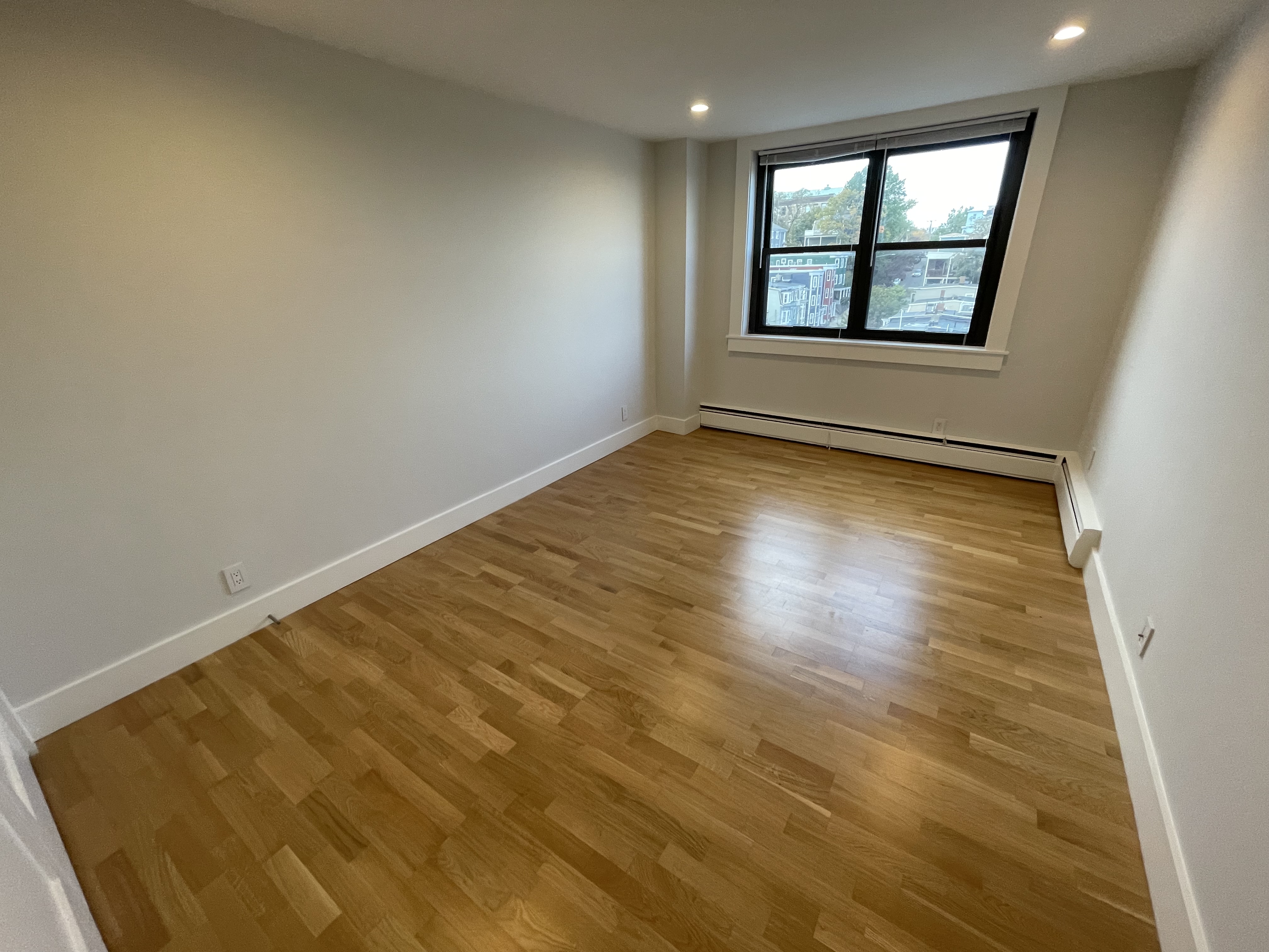 1410 Columbia Rd, South Boston