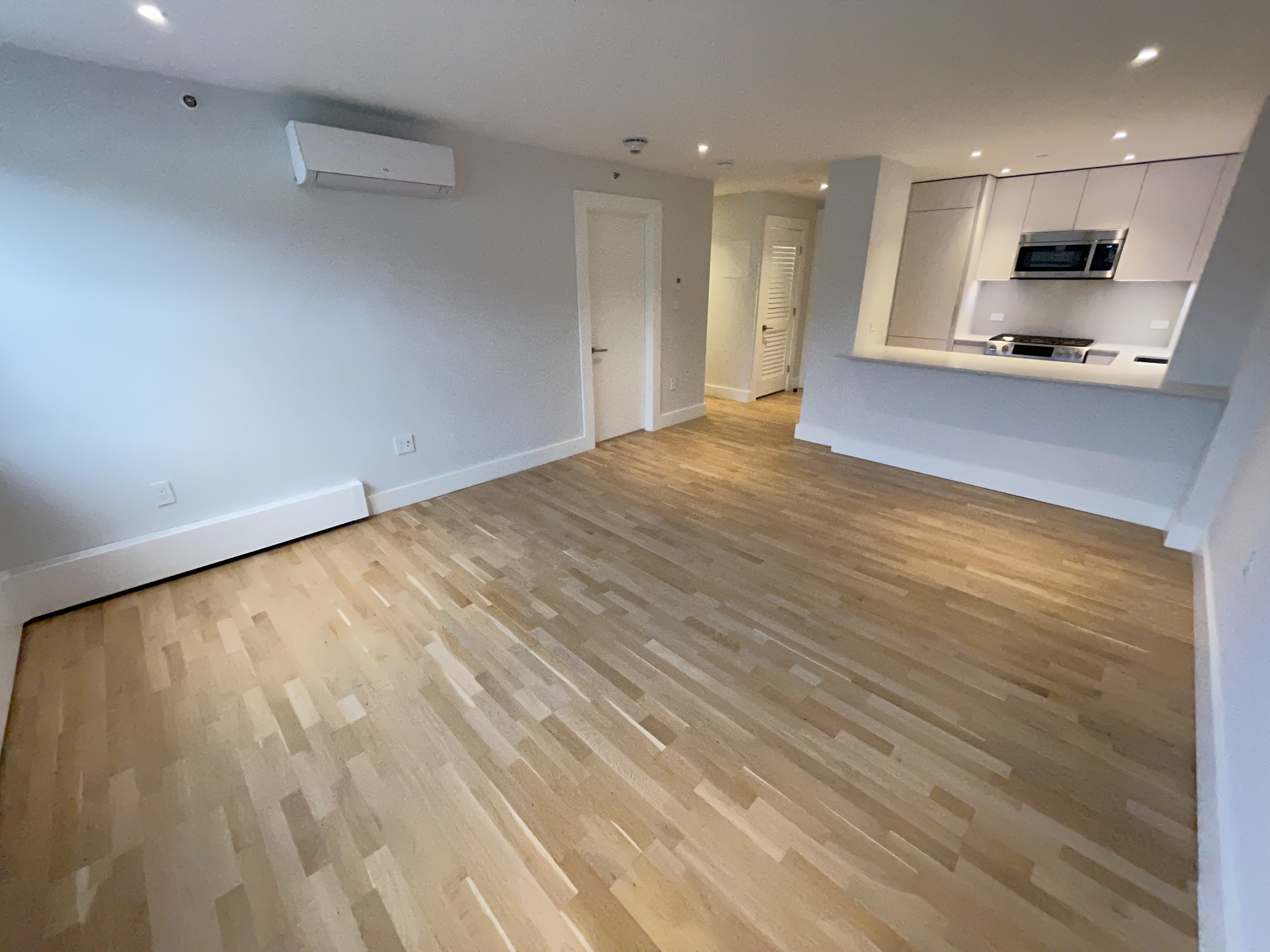 1410 Columbia Rd, South Boston