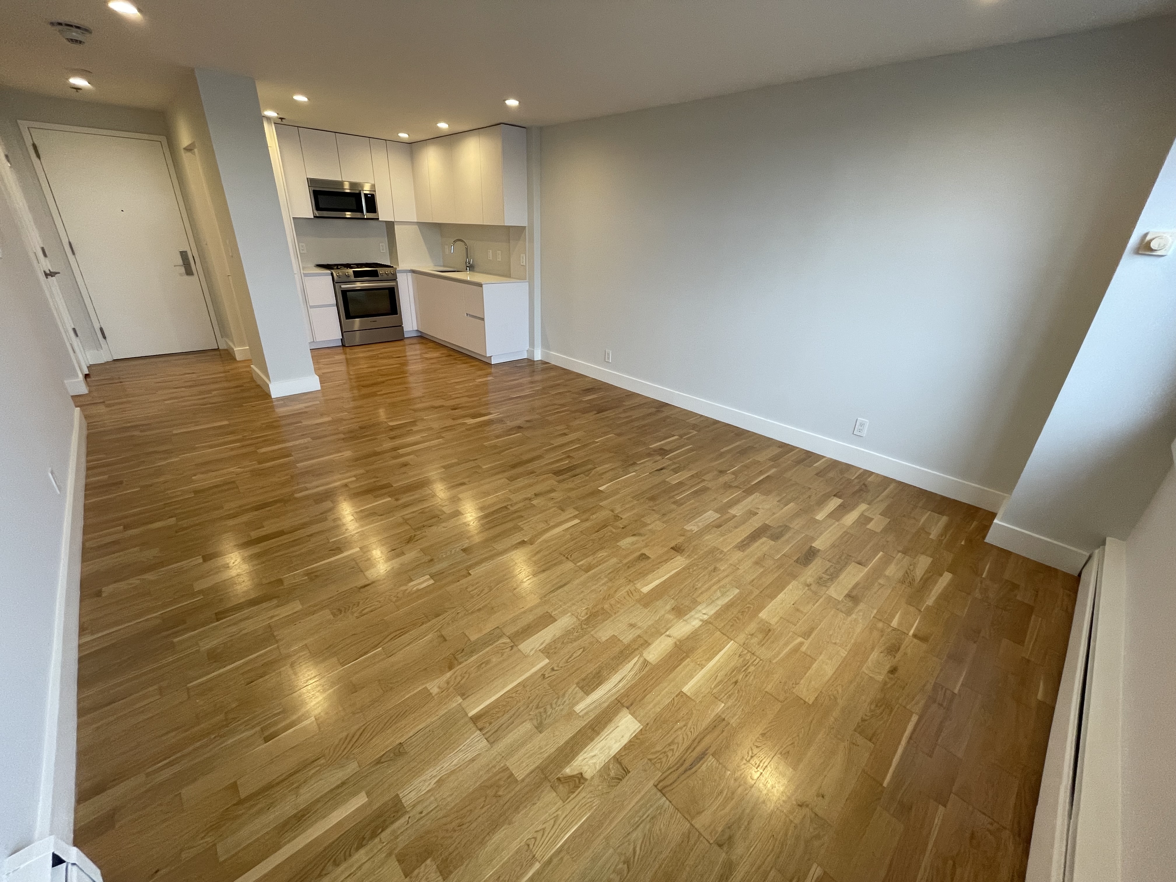 1410 Columbia Rd, South Boston